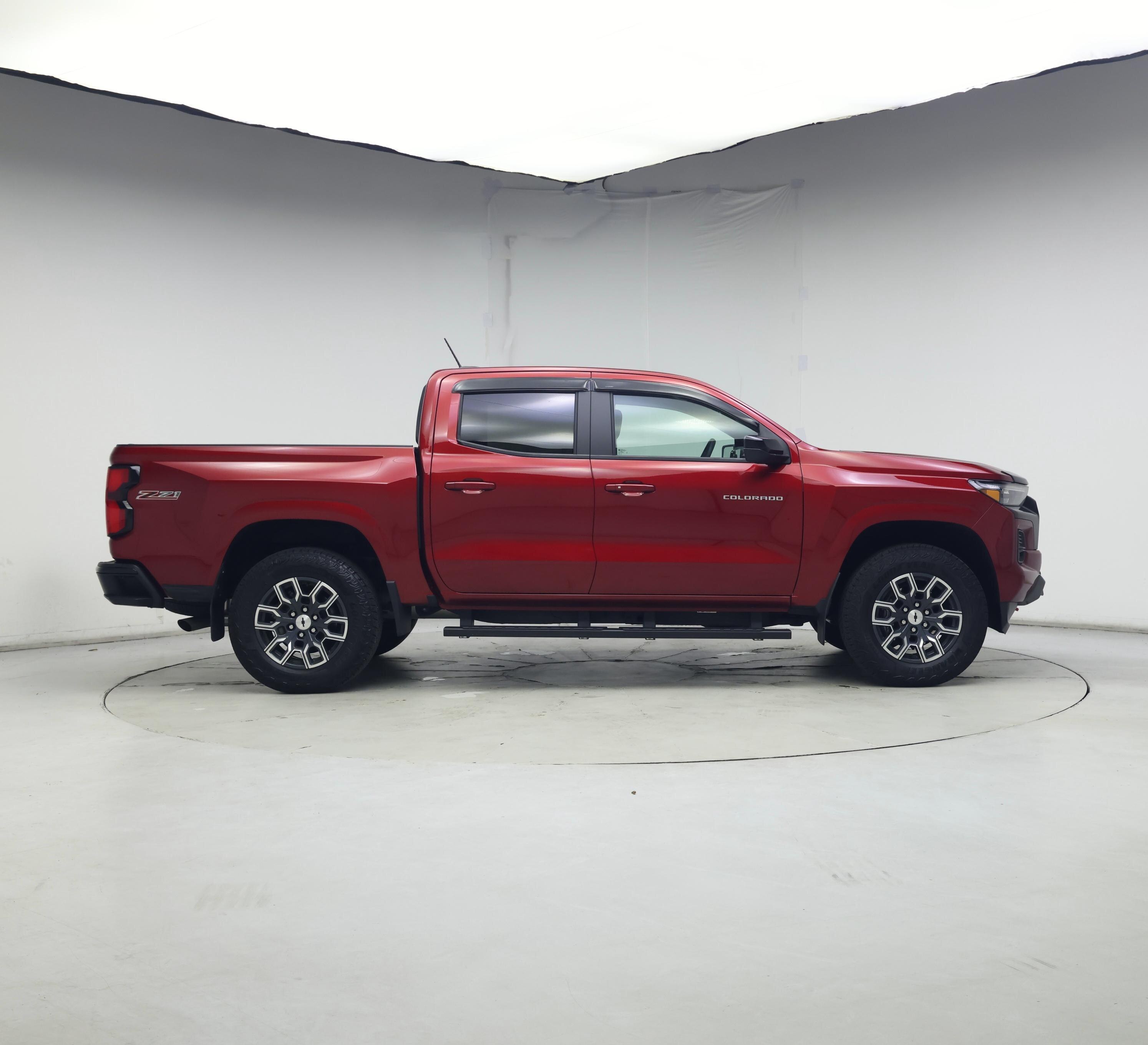 Thumbnail: 2024 Chevrolet Colorado - 7