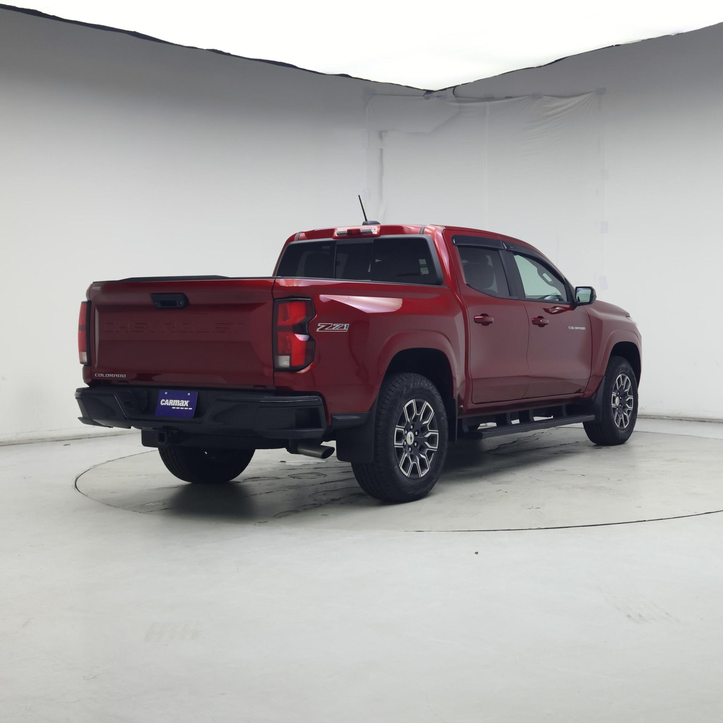 Thumbnail: 2024 Chevrolet Colorado - 8