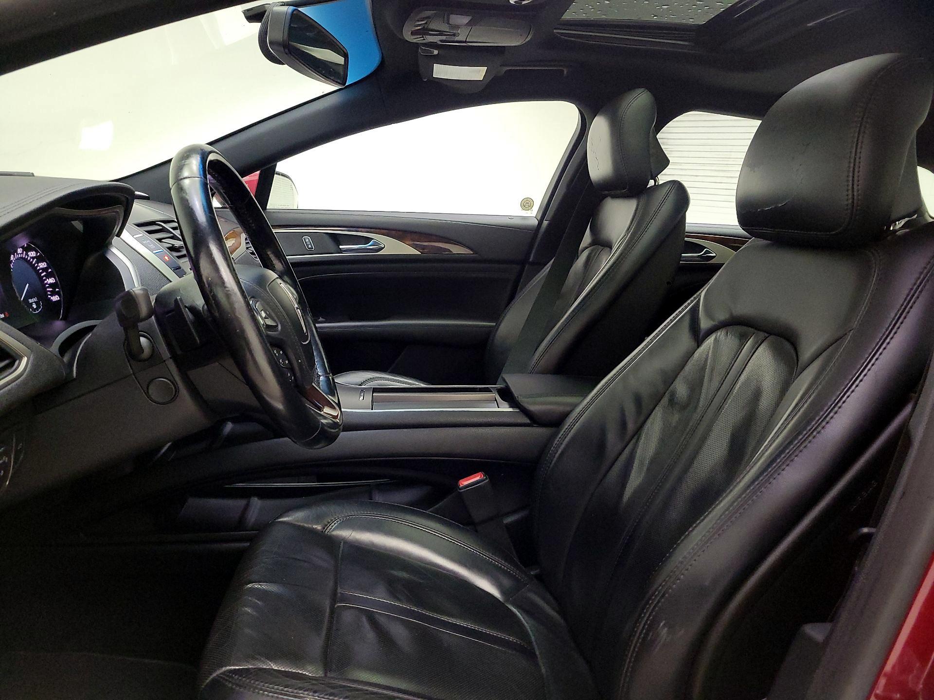 Thumbnail: 2017 Lincoln MKZ - 11