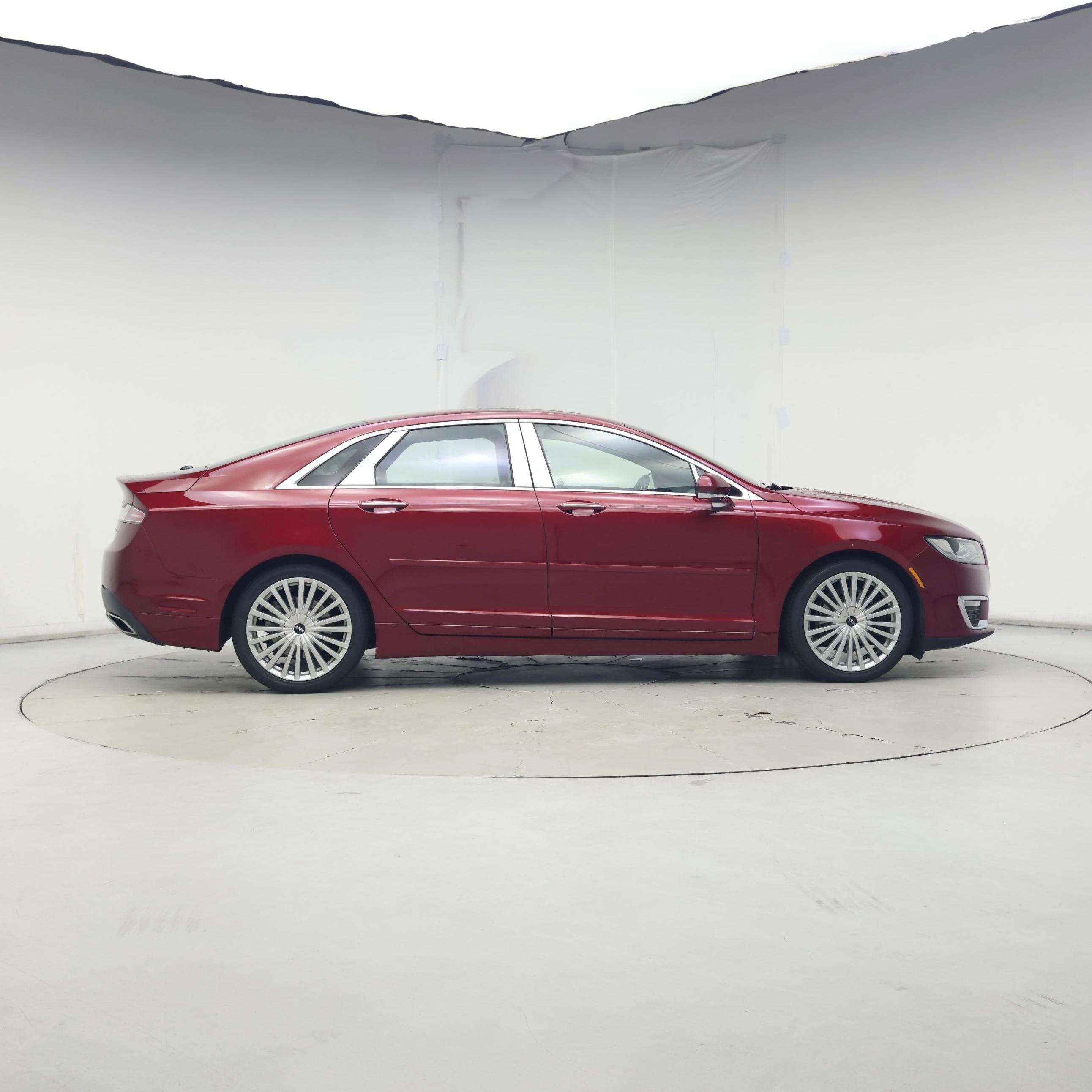 Thumbnail: 2017 Lincoln MKZ - 7