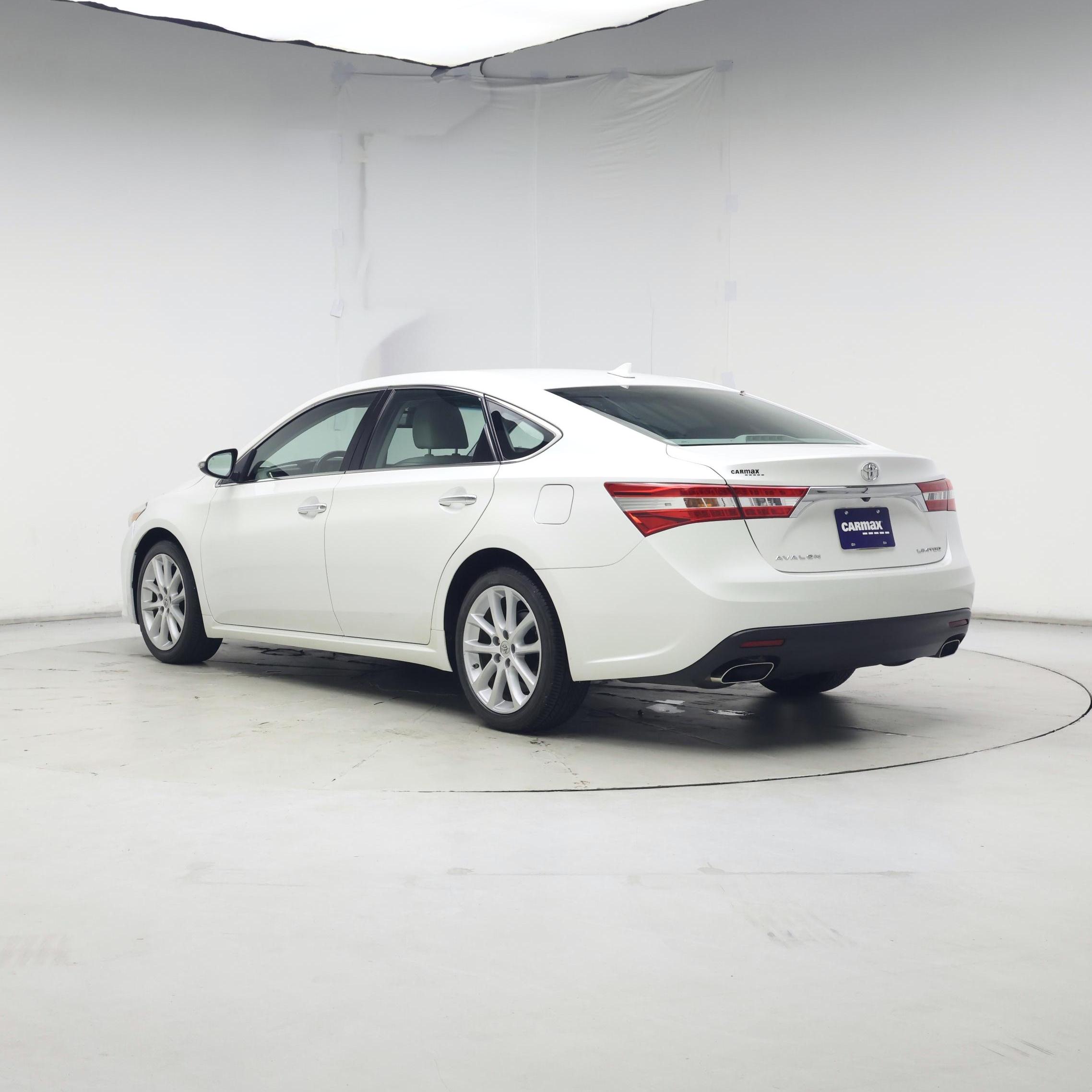Thumbnail: 2014 Toyota Avalon - 2