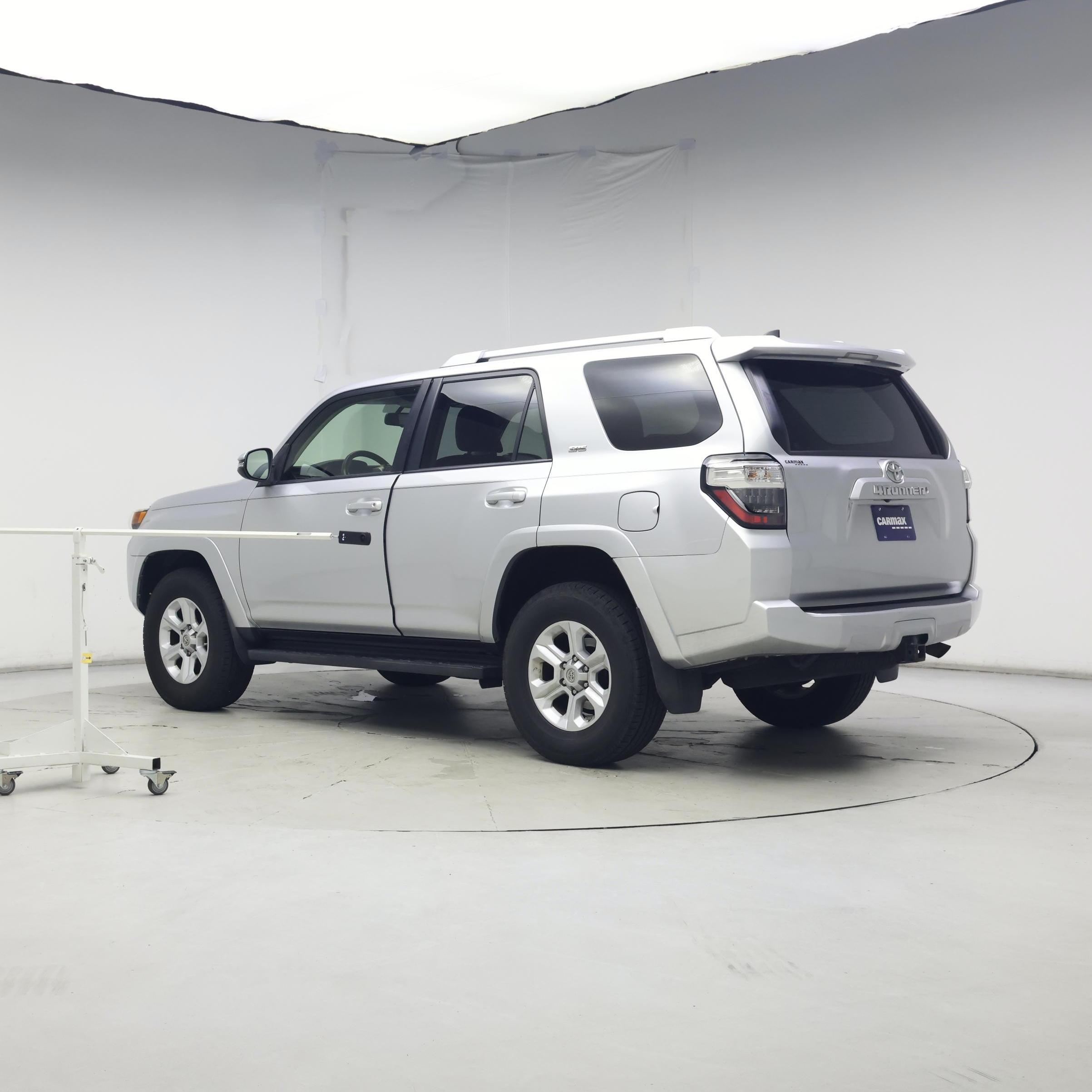 Thumbnail: 2016 Toyota 4Runner - 2