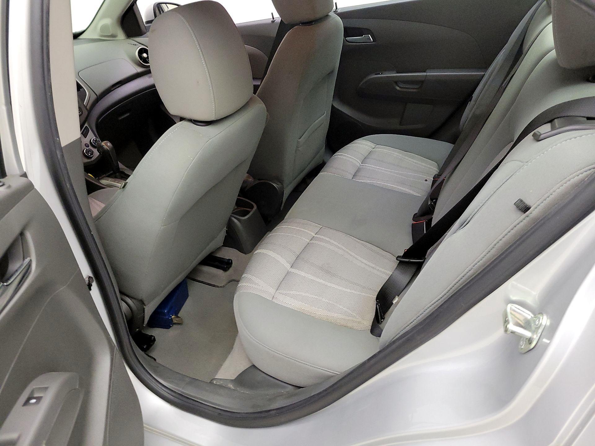 Thumbnail: 2015 Chevrolet Sonic - 18