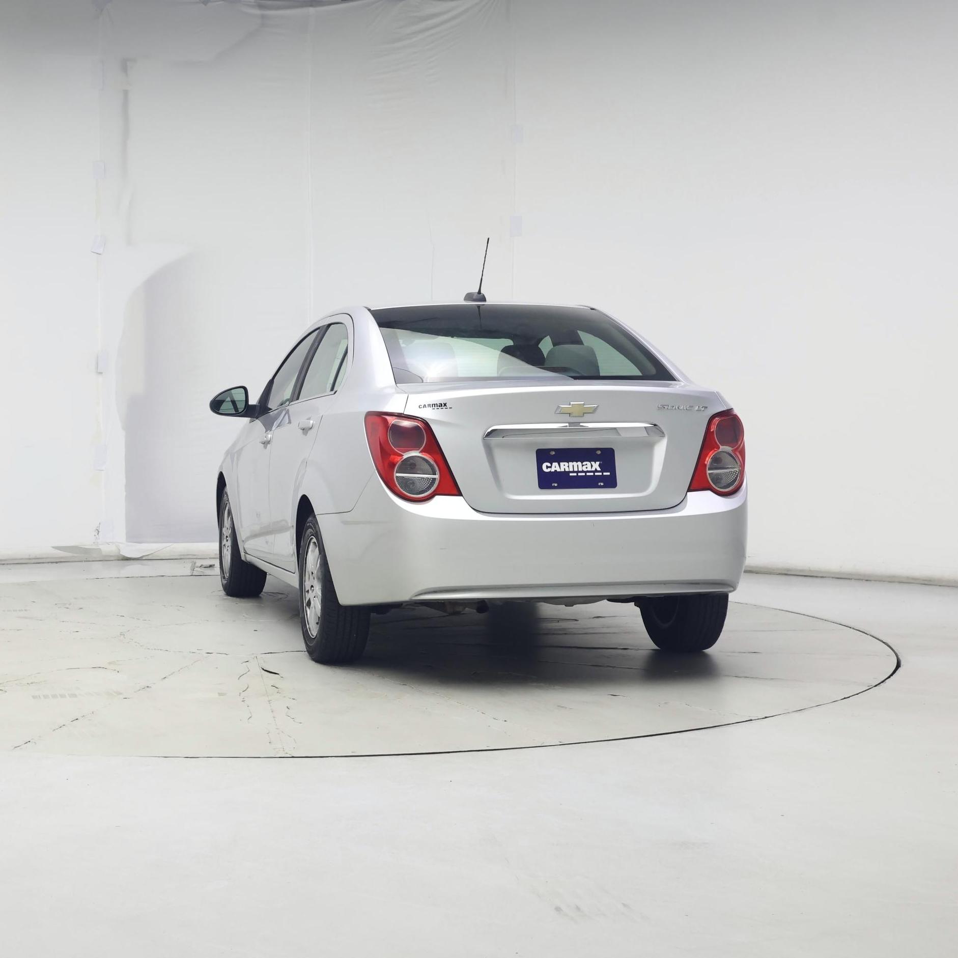 Thumbnail: 2015 Chevrolet Sonic - 6