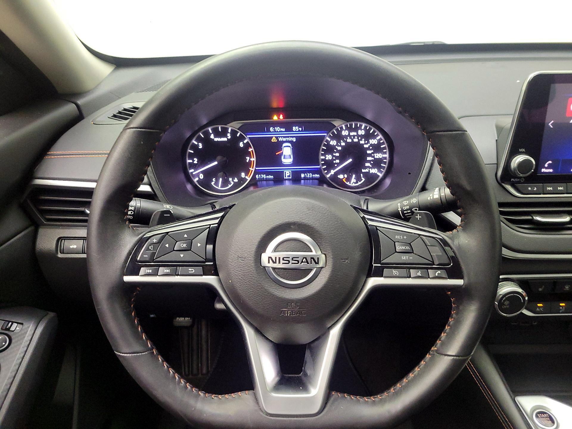 Thumbnail: 2021 Nissan Altima - 10