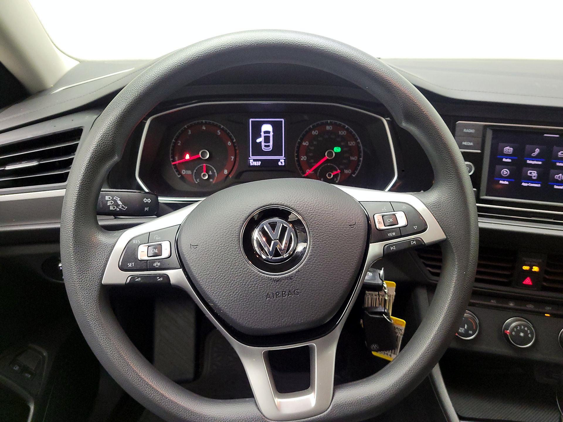 Thumbnail: 2021 Volkswagen Jetta - 10