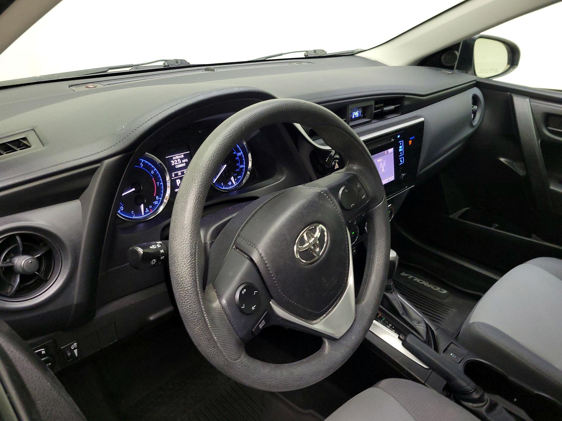 Thumbnail: 2018 Toyota Corolla - 9