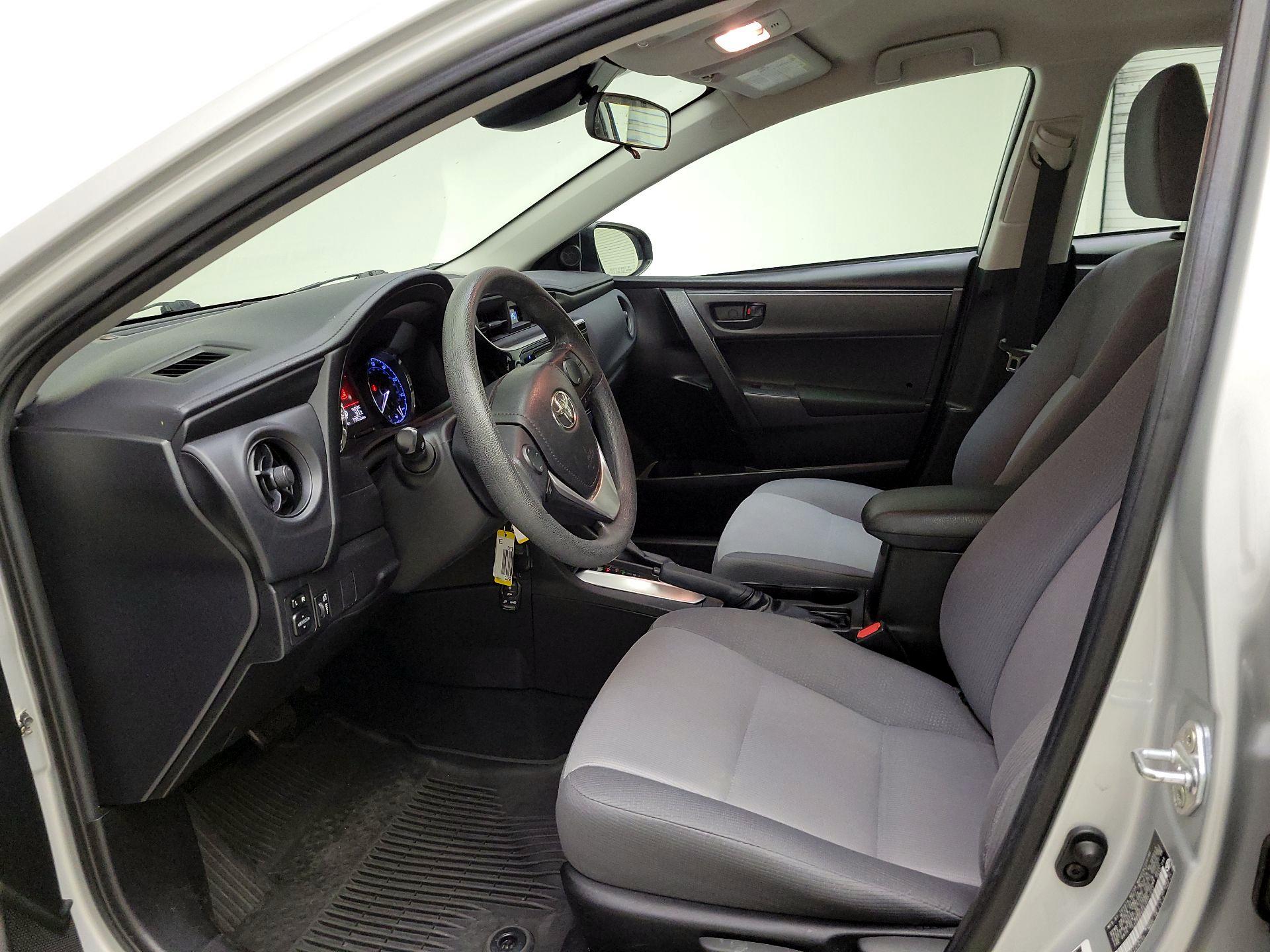 Thumbnail: 2018 Toyota Corolla - 11