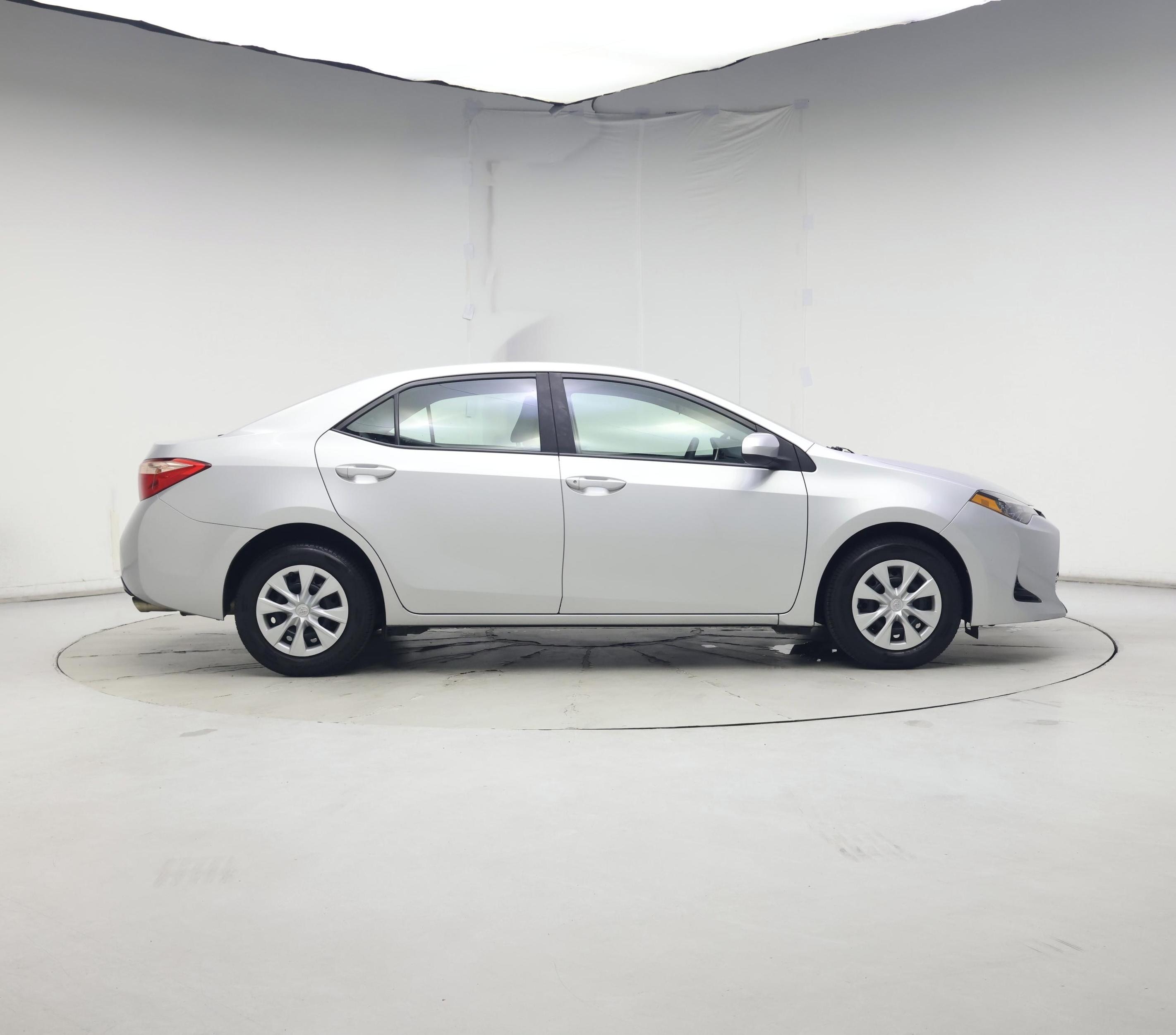 Thumbnail: 2018 Toyota Corolla - 7