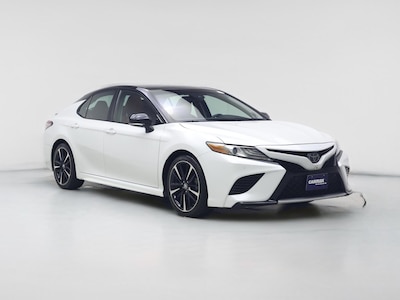 White 2018 Toyota Camry XSE