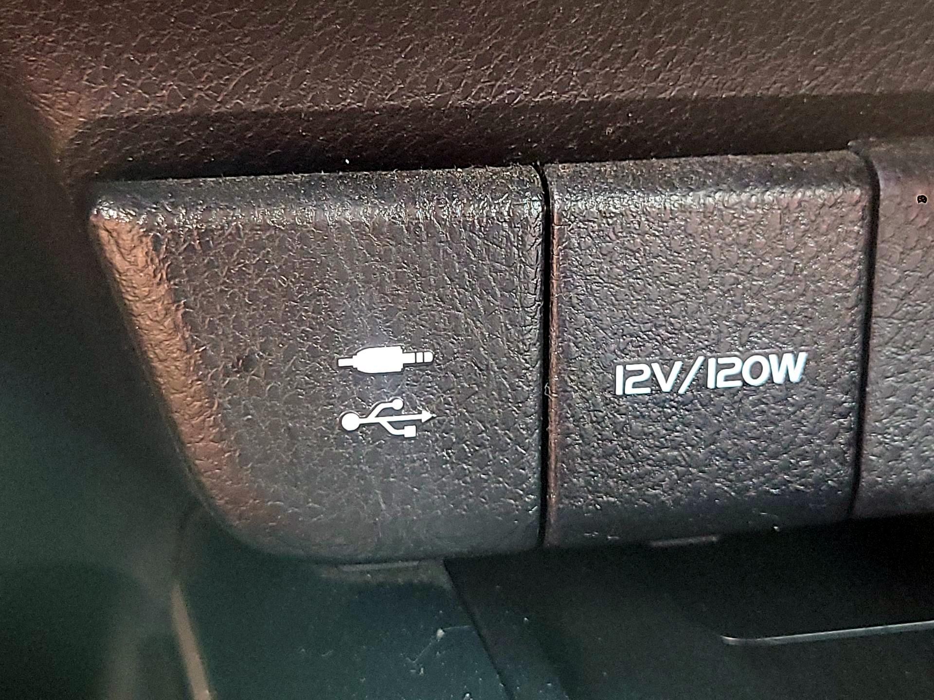 Thumbnail: 2018 Toyota Camry - 19