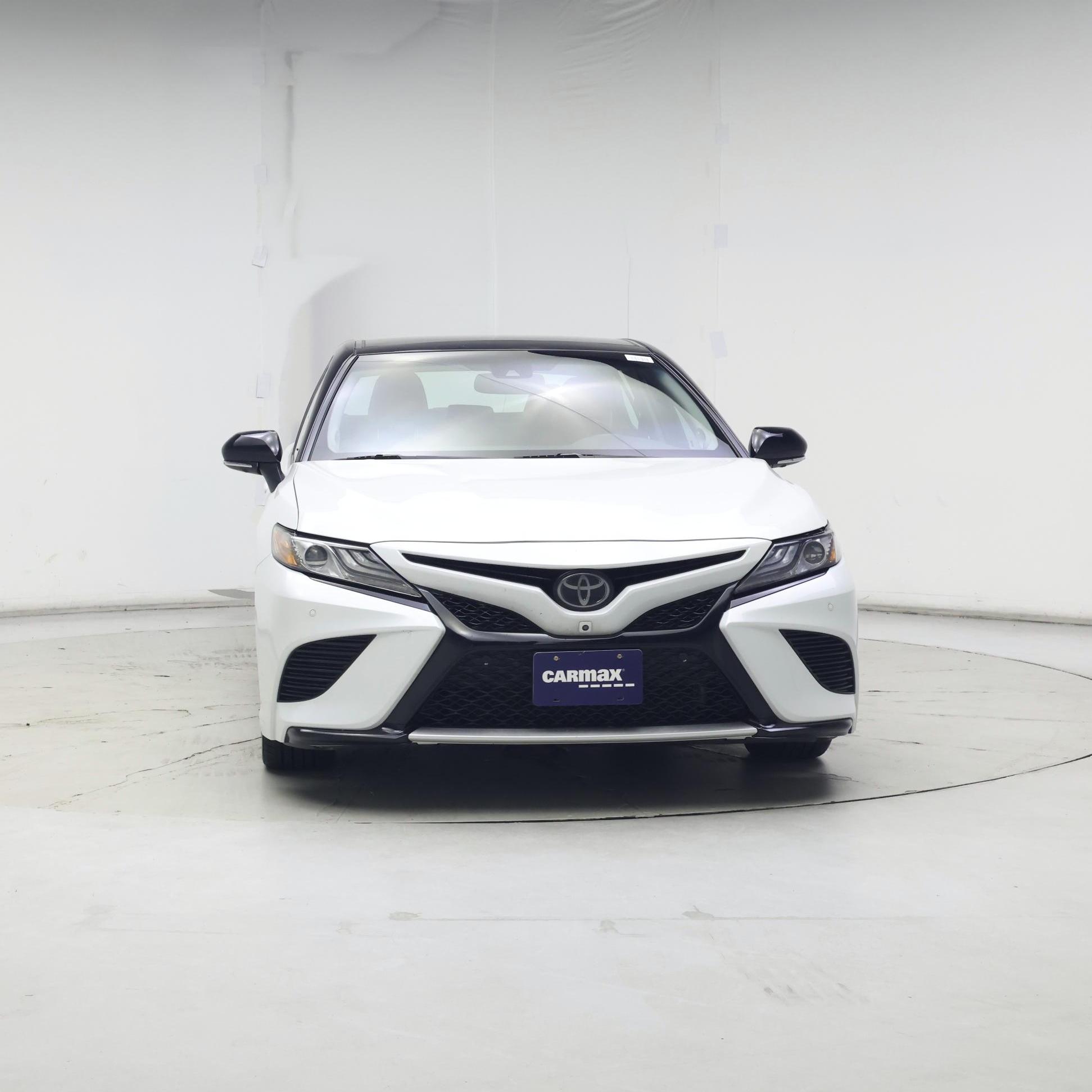 Thumbnail: 2018 Toyota Camry - 5