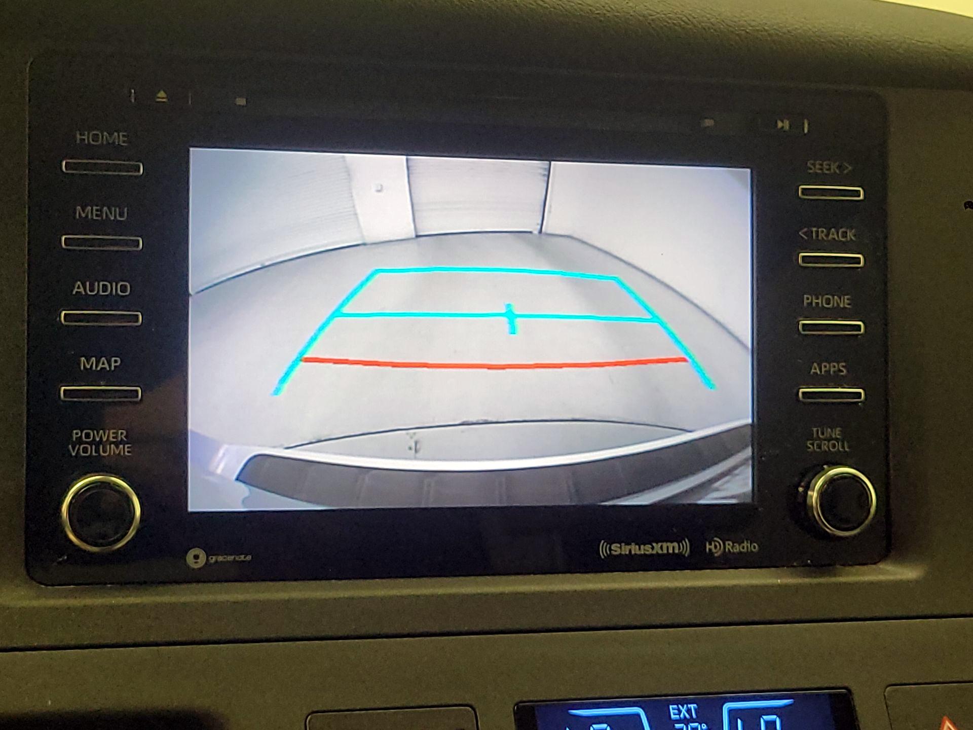 Thumbnail: 2019 Toyota Sienna - 14