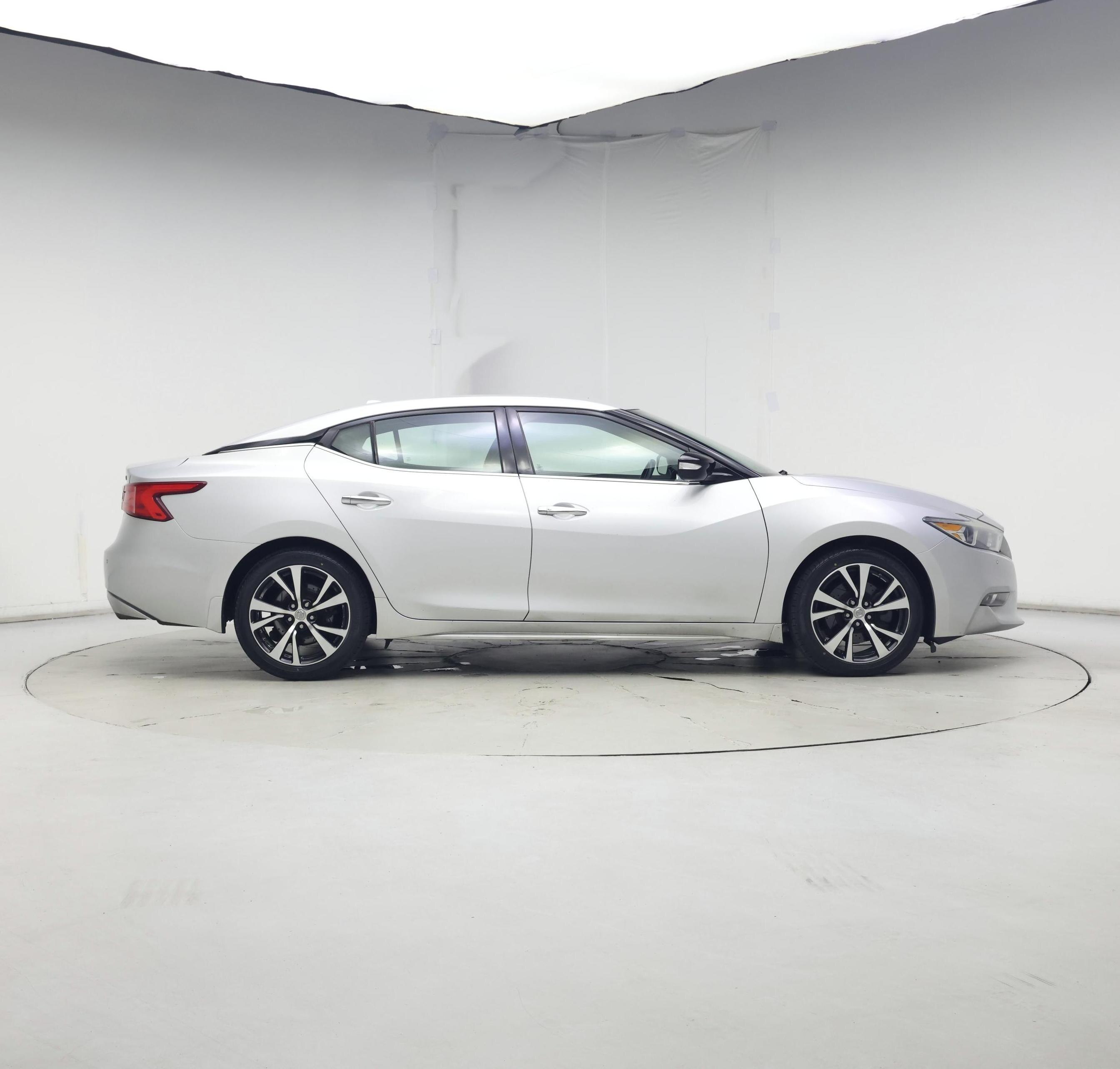 Thumbnail: 2017 Nissan Maxima - 7