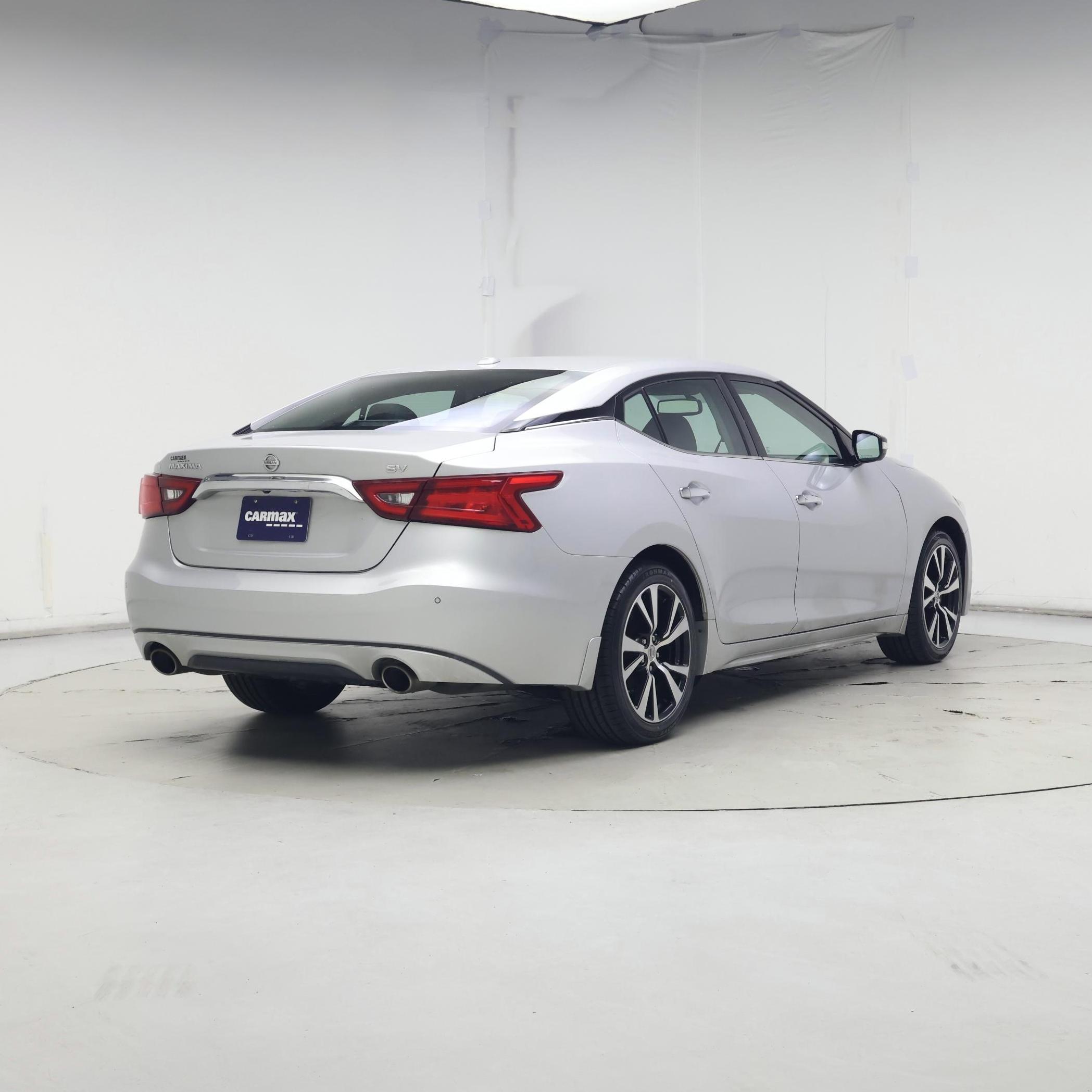 Thumbnail: 2017 Nissan Maxima - 8