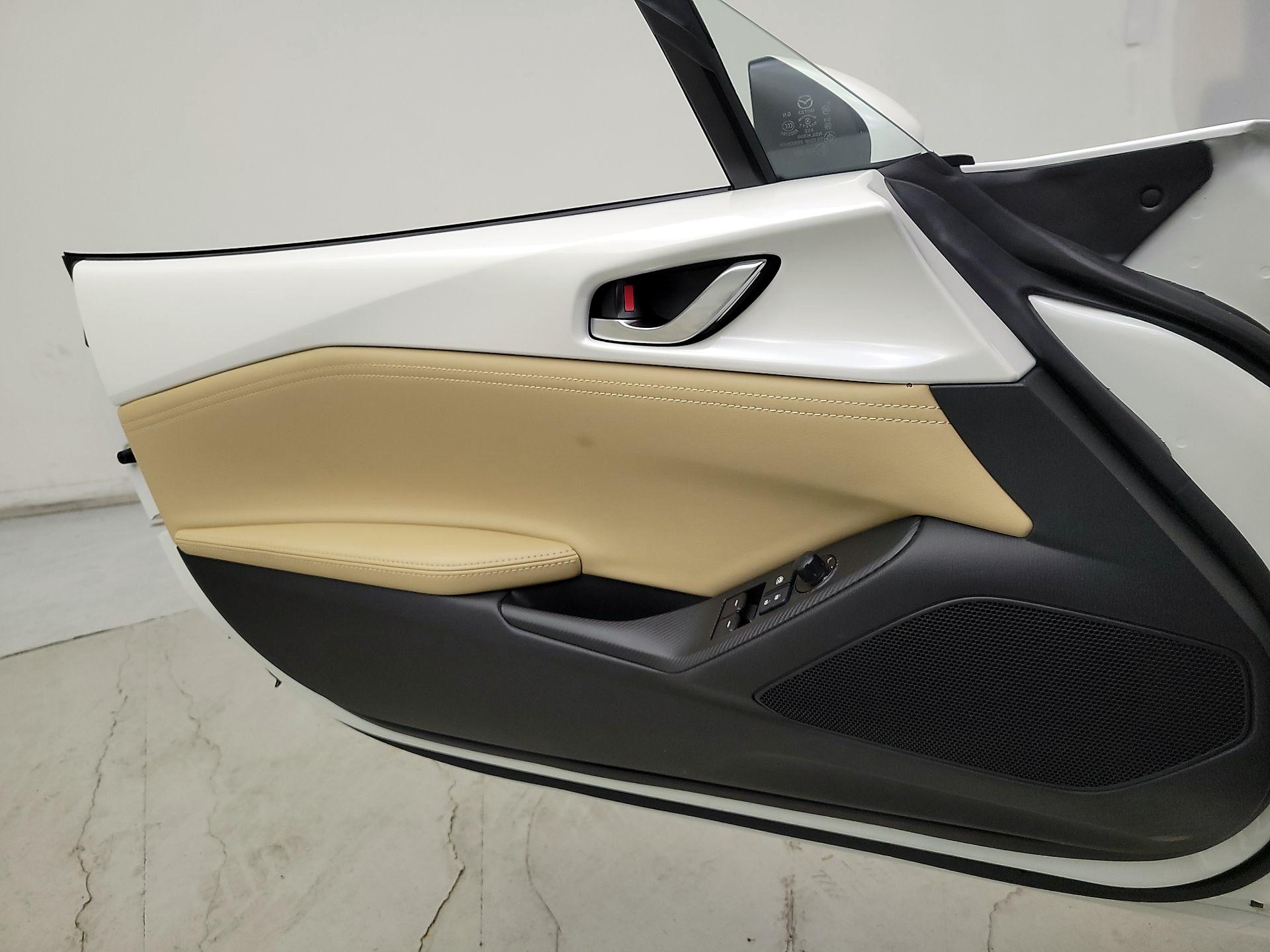 Thumbnail: 2024 Mazda MX-5 Miata - 12