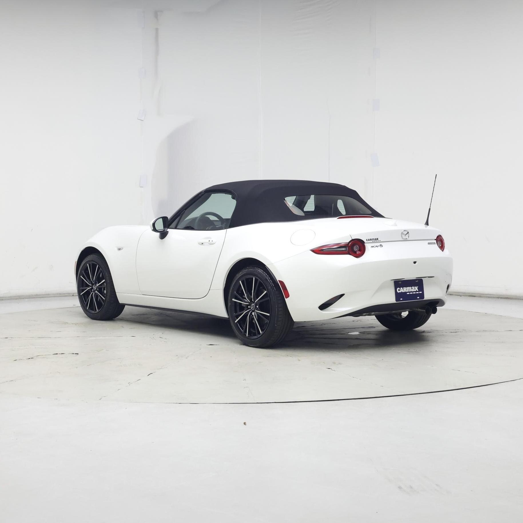 Thumbnail: 2024 Mazda MX-5 Miata - 2