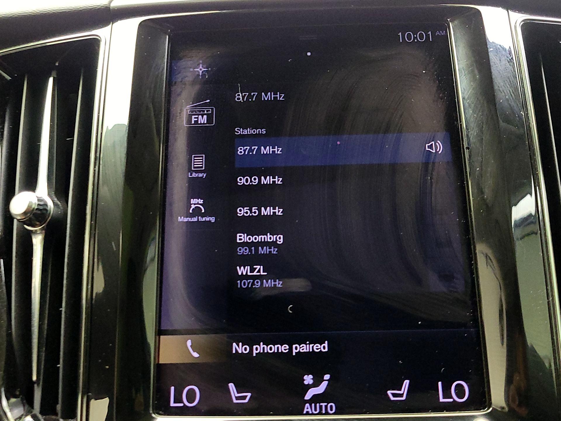 Thumbnail: 2021 Volvo XC60 - 16