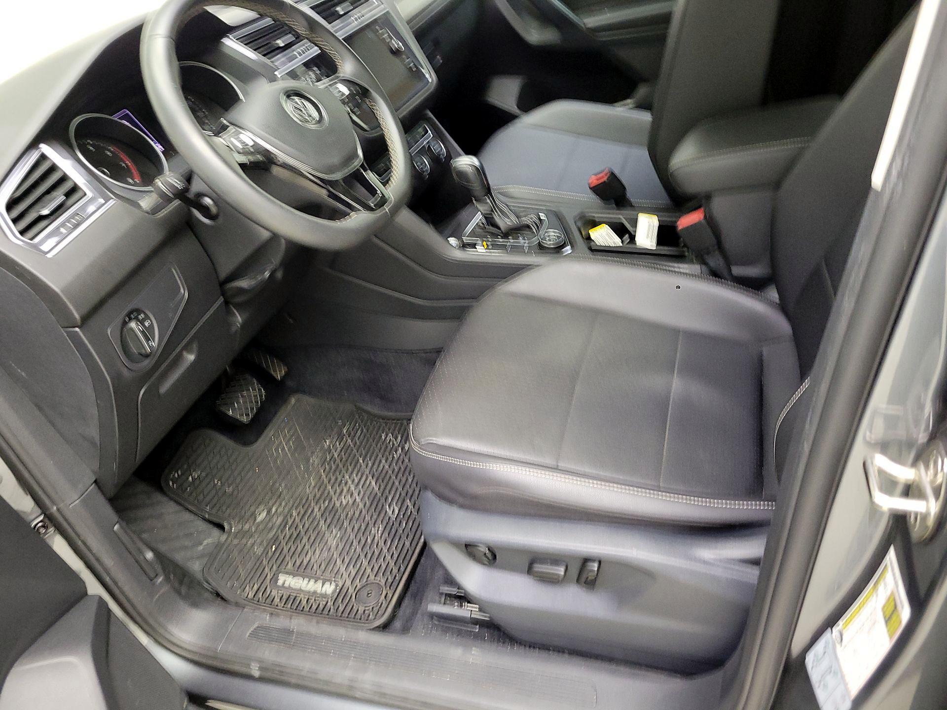 Thumbnail: 2021 Volkswagen Tiguan - 11