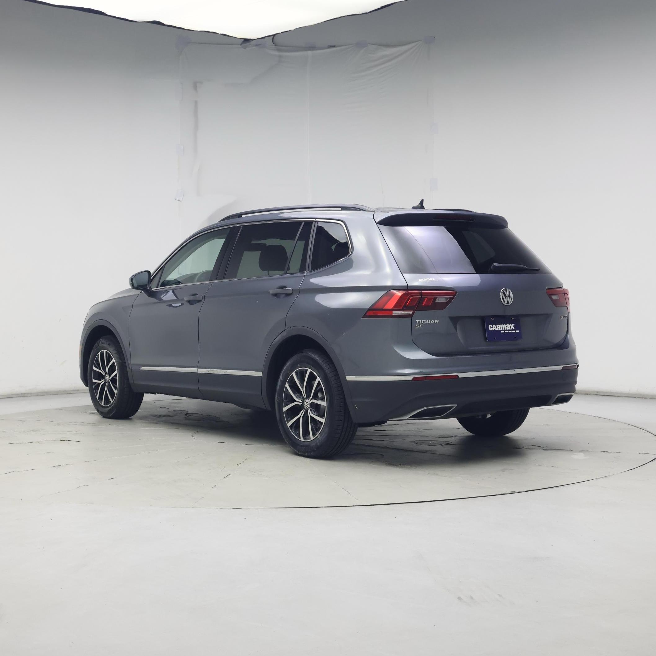 Thumbnail: 2021 Volkswagen Tiguan - 2