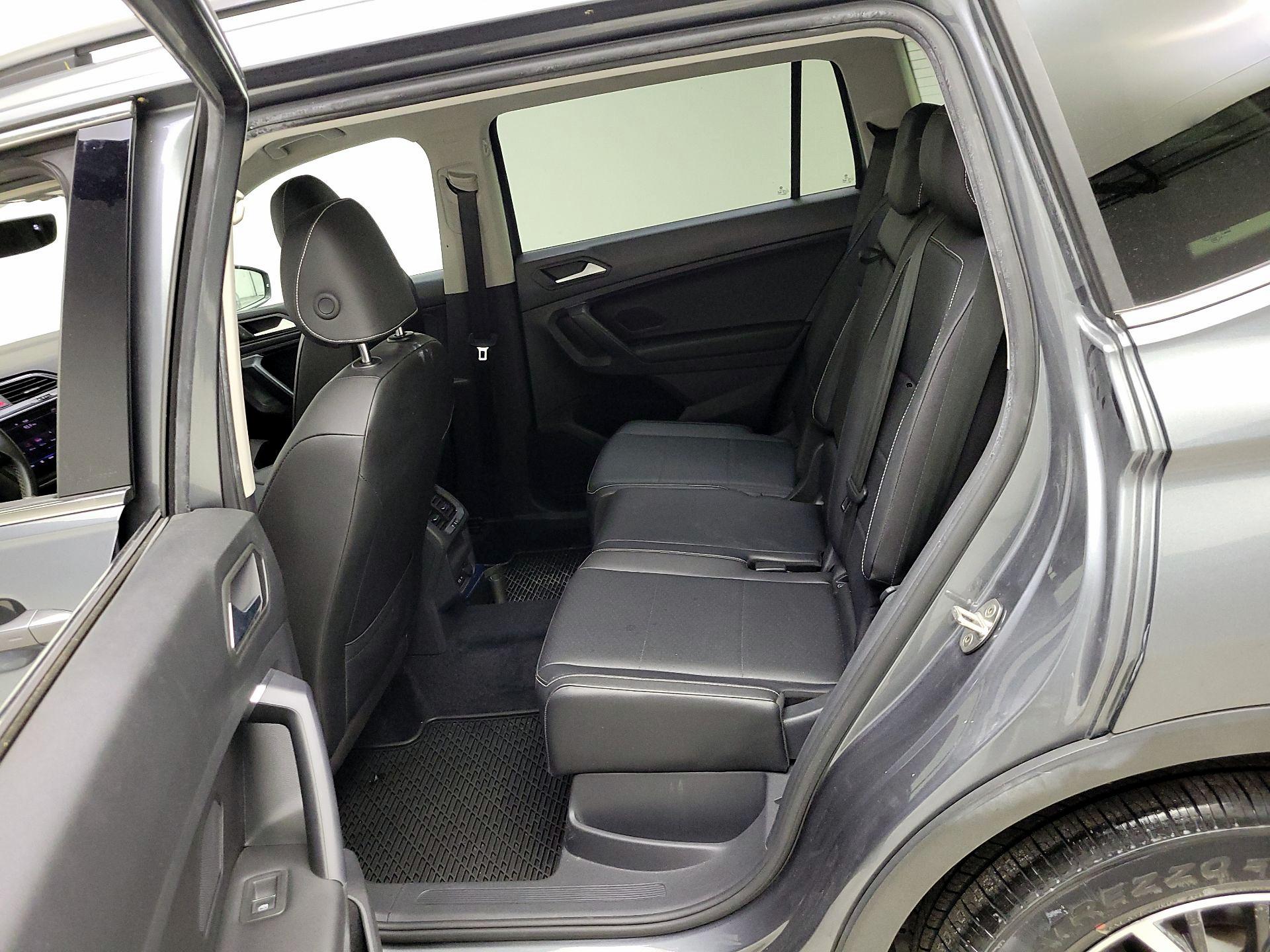 Thumbnail: 2021 Volkswagen Tiguan - 19