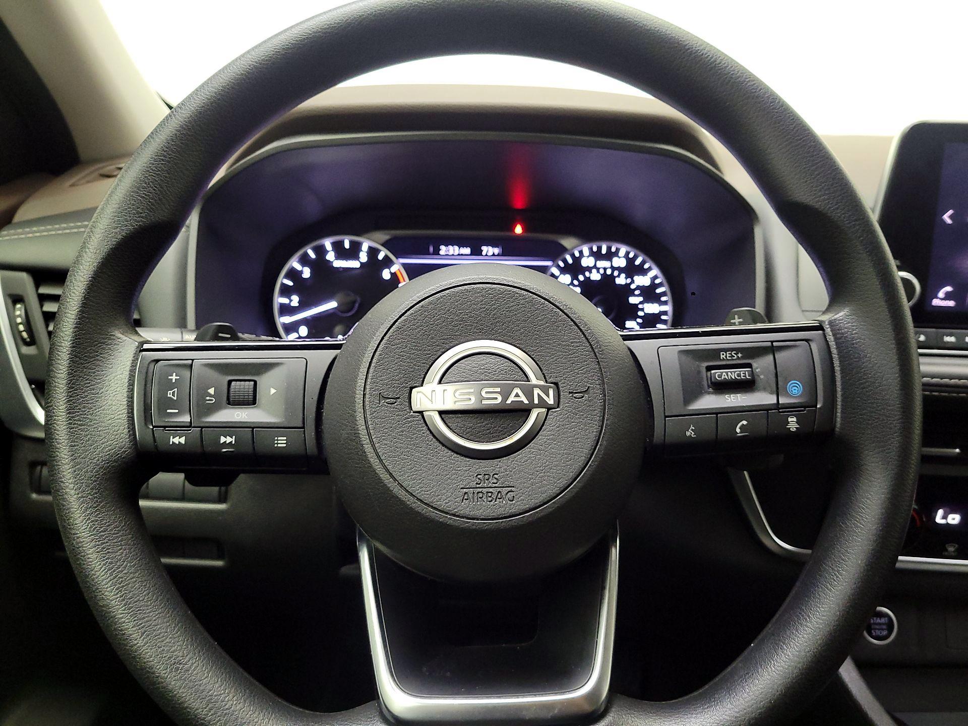 Thumbnail: 2023 Nissan Rogue - 10