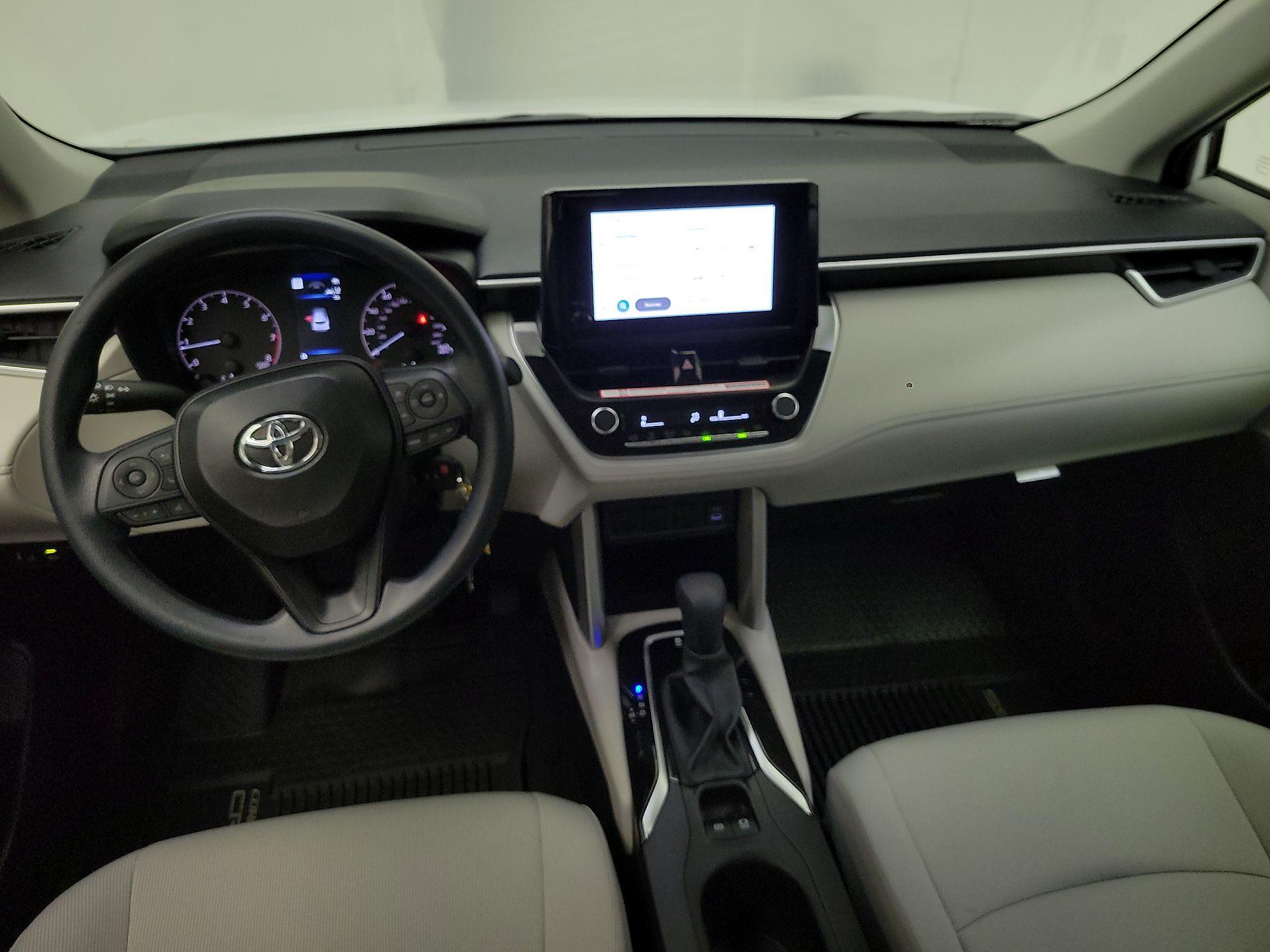 Thumbnail: 2025 Toyota Corolla Cross - 9