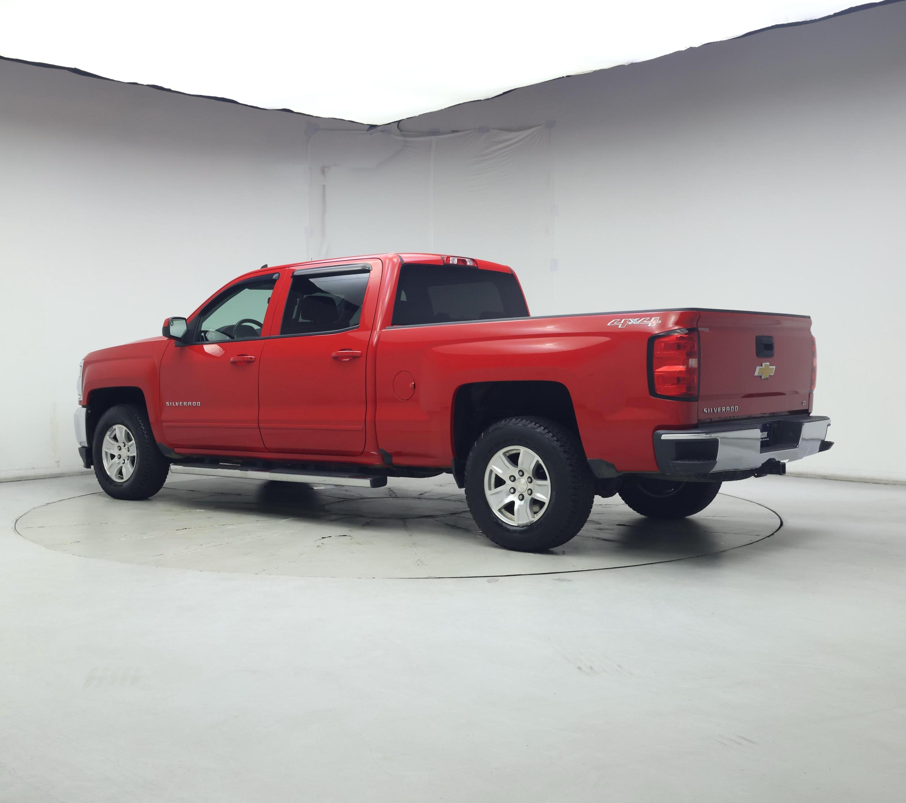 Thumbnail: 2017 Chevrolet Silverado 1500 - 2