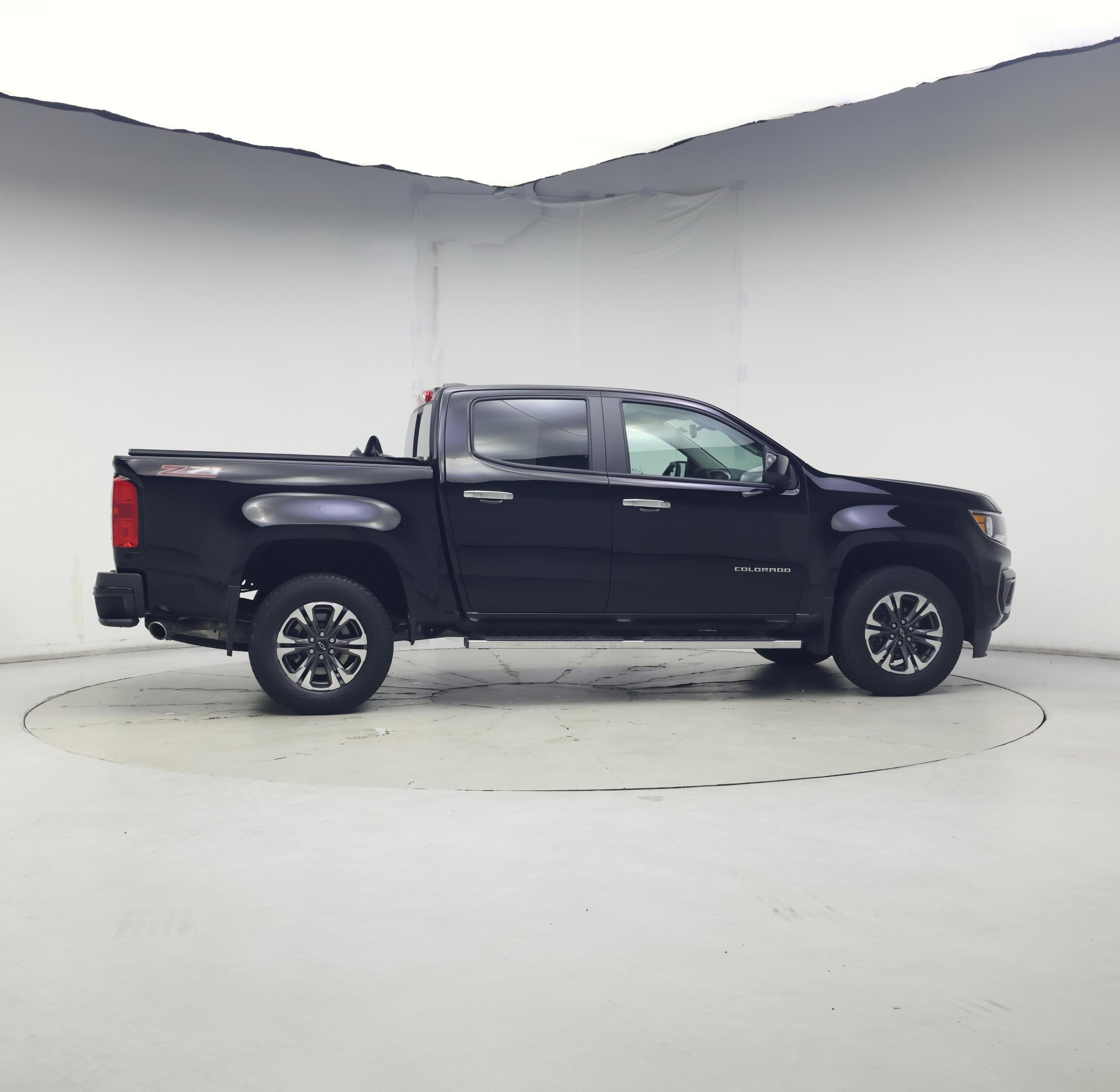 Thumbnail: 2022 Chevrolet Colorado - 7