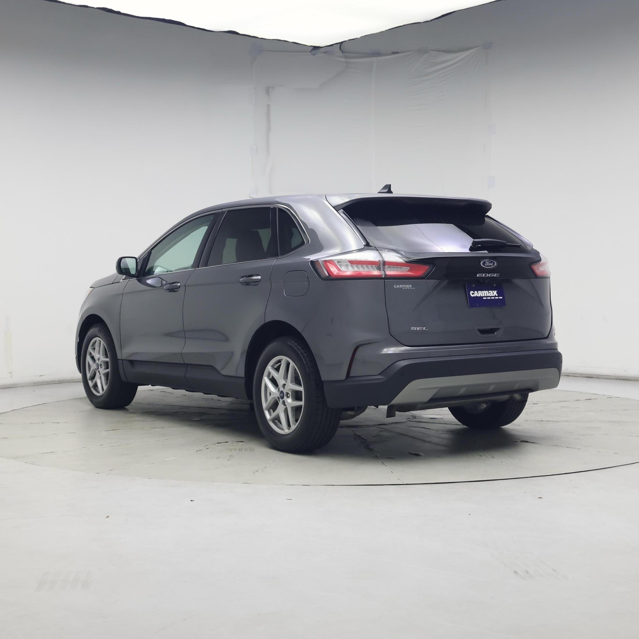 Thumbnail: 2021 Ford Edge - 2