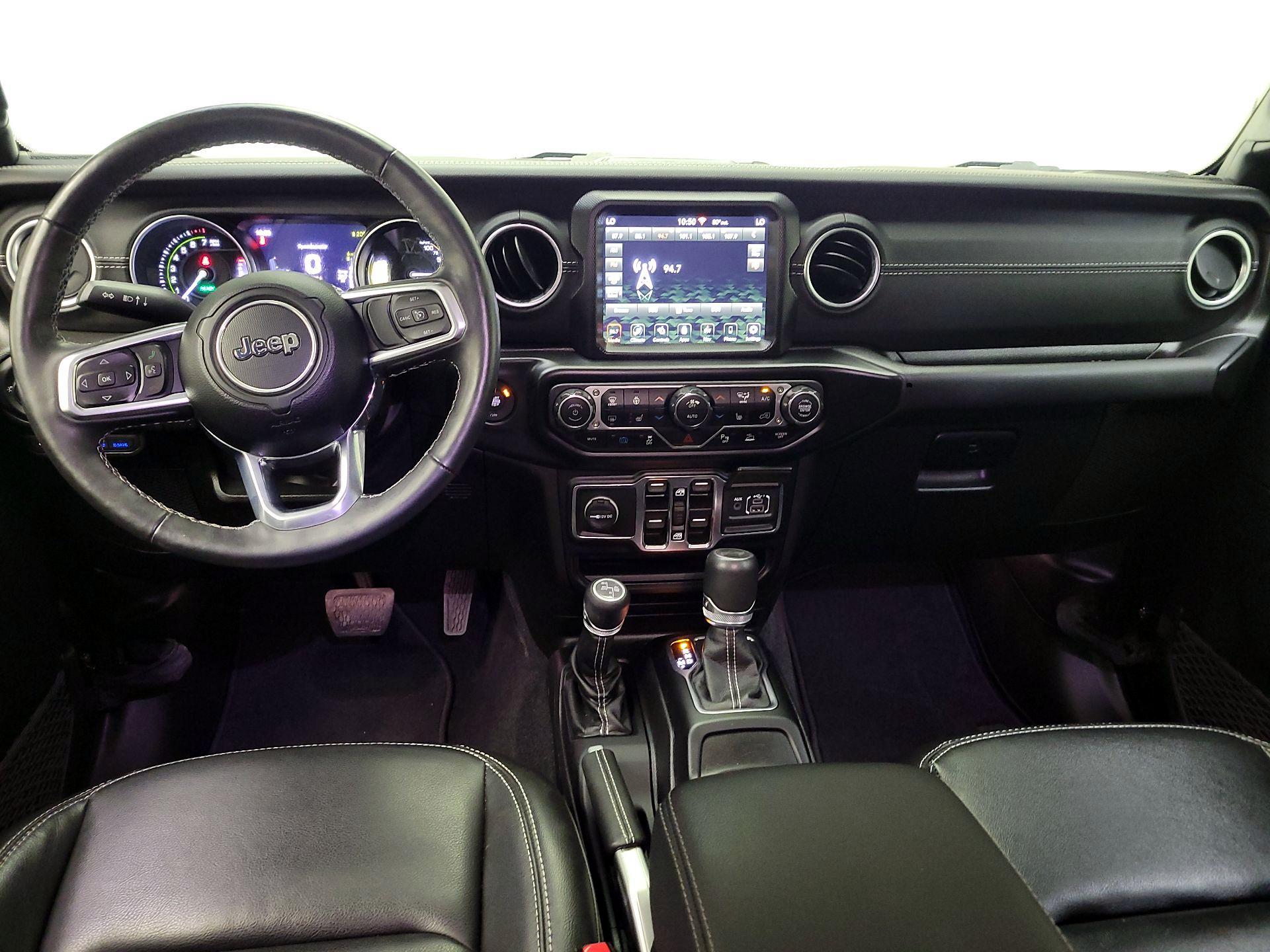 Thumbnail: 2022 Jeep Wrangler - 9