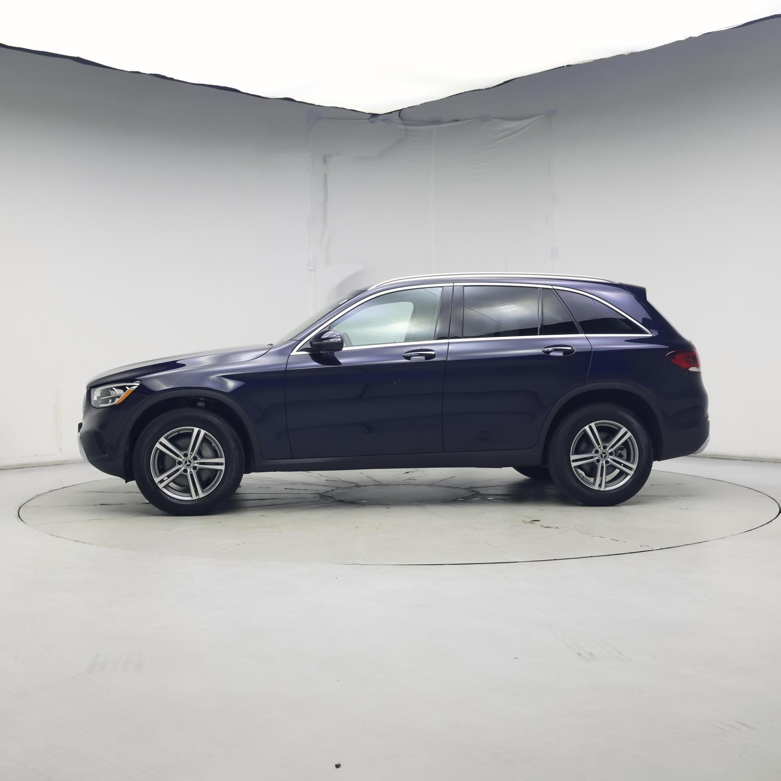 Thumbnail: 2022 Mercedes-Benz GLC - 3