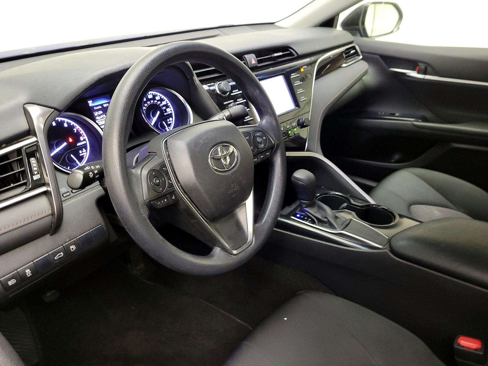 Thumbnail: 2018 Toyota Camry - 9