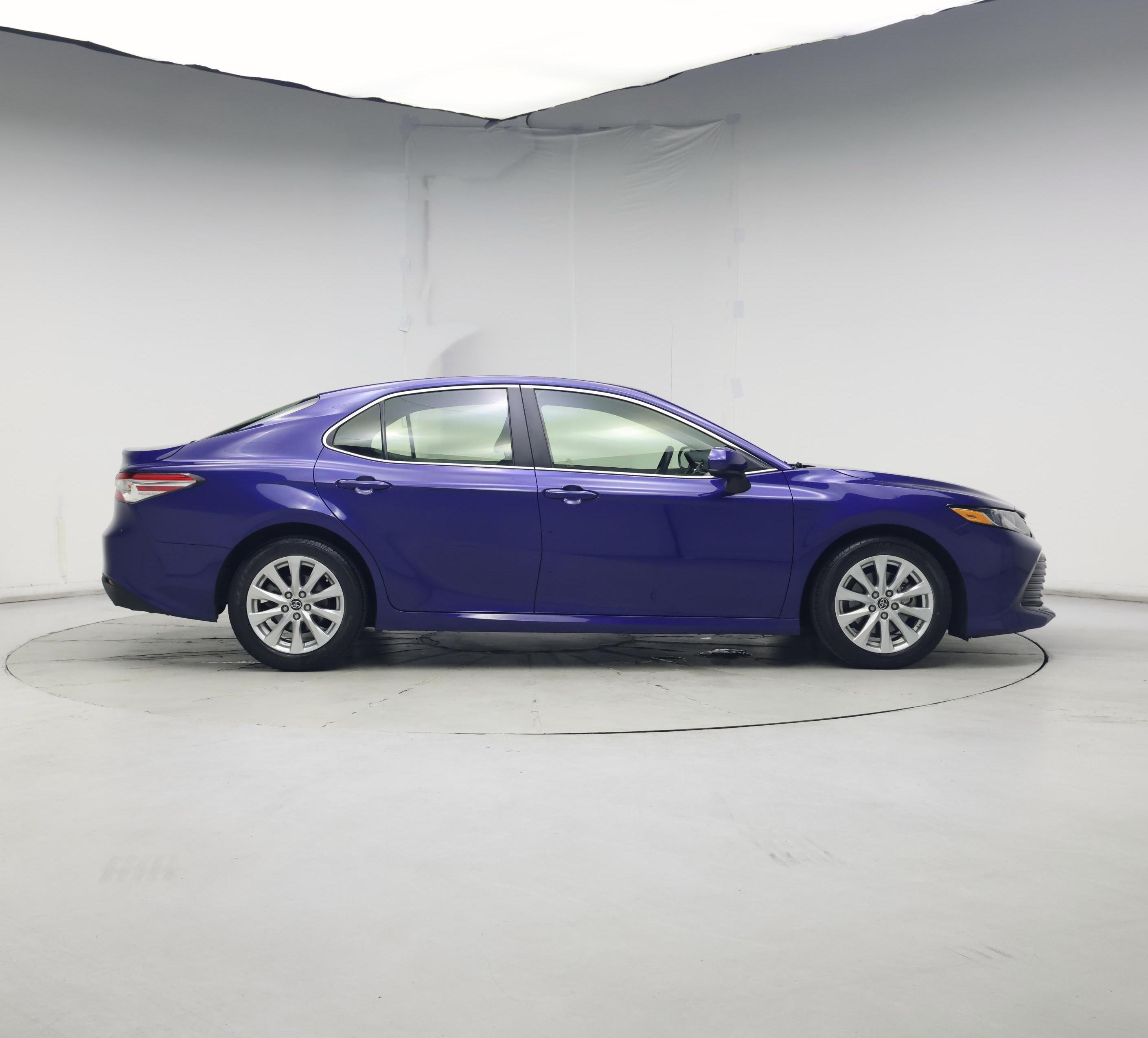 Thumbnail: 2018 Toyota Camry - 7
