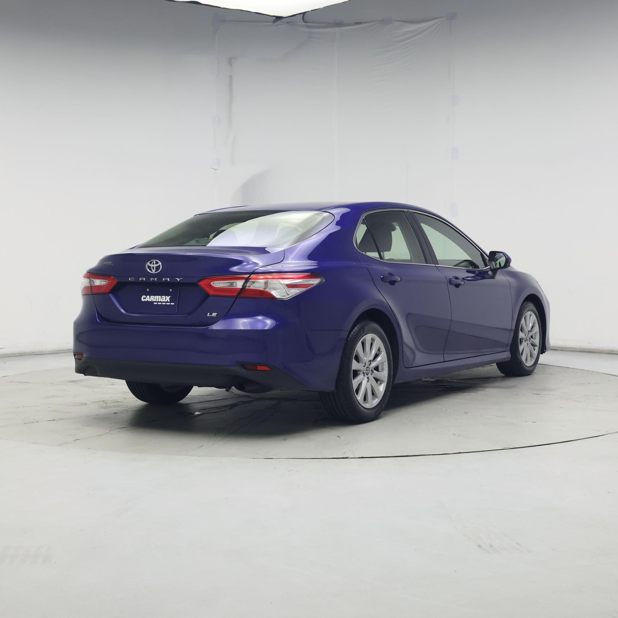 Thumbnail: 2018 Toyota Camry - 8