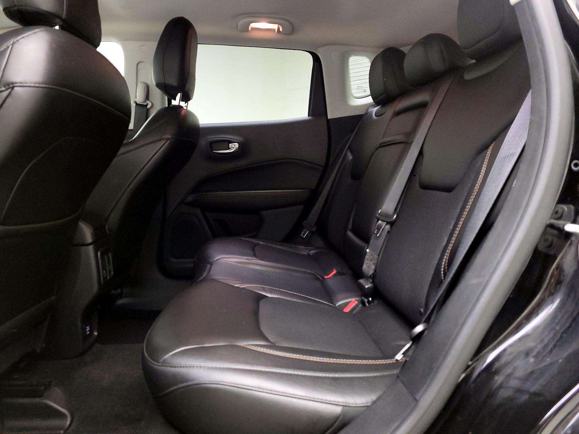 Thumbnail: 2018 Jeep Compass - 19