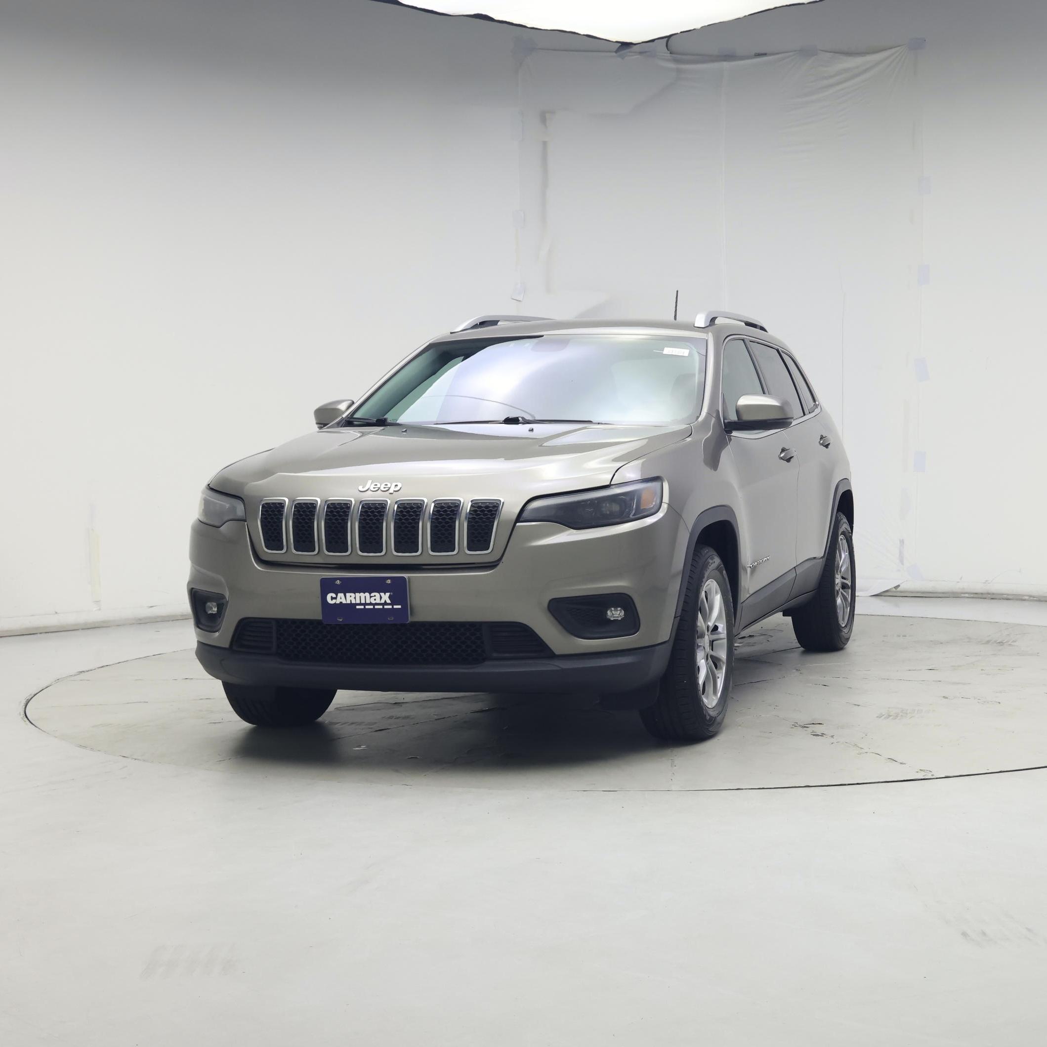 Thumbnail: 2019 Jeep Cherokee - 4