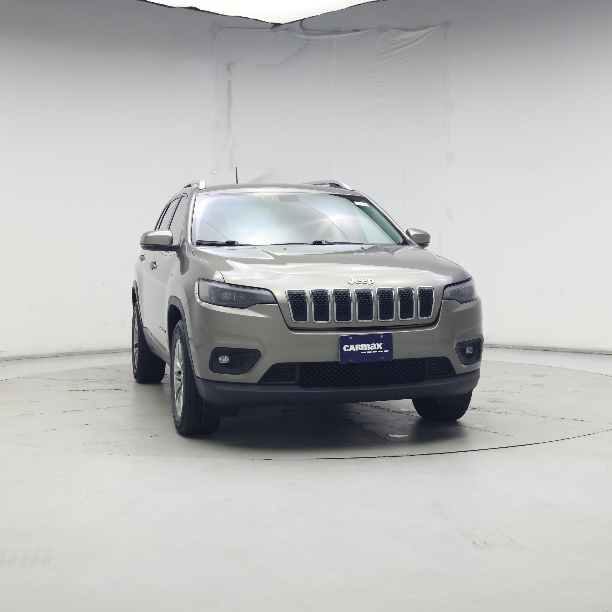 Thumbnail: 2019 Jeep Cherokee - 5