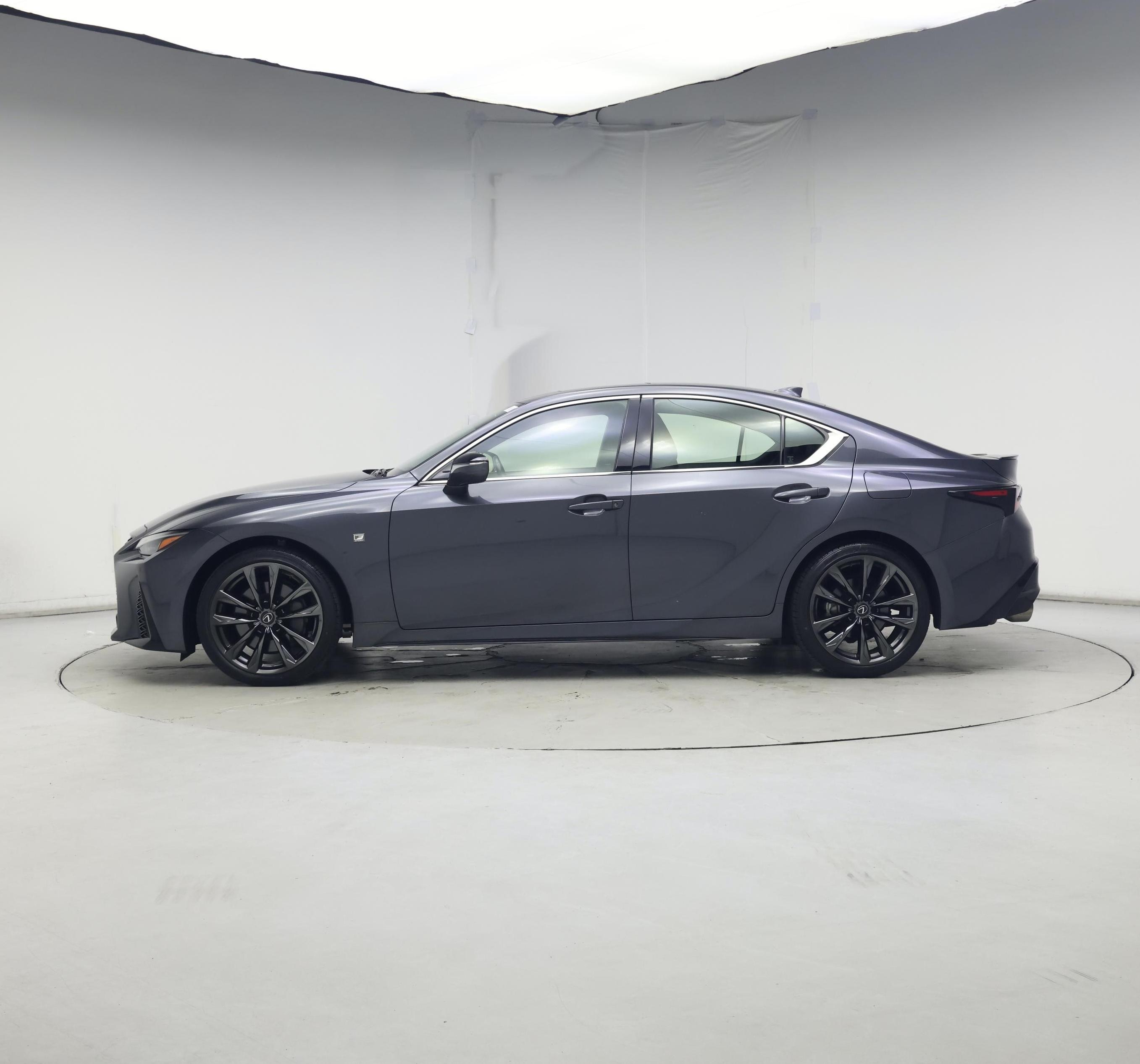 Thumbnail: 2022 Lexus IS - 3