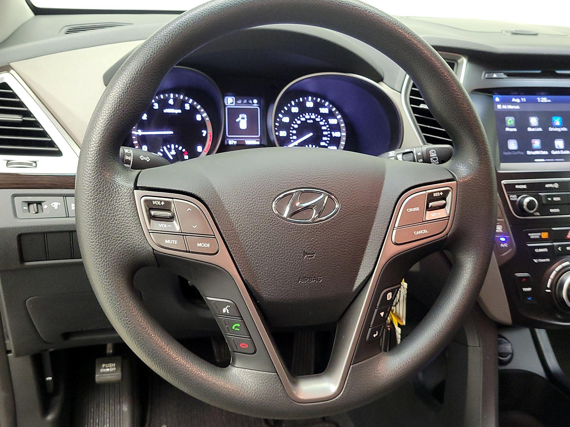 Thumbnail: 2019 Hyundai Santa Fe - 10