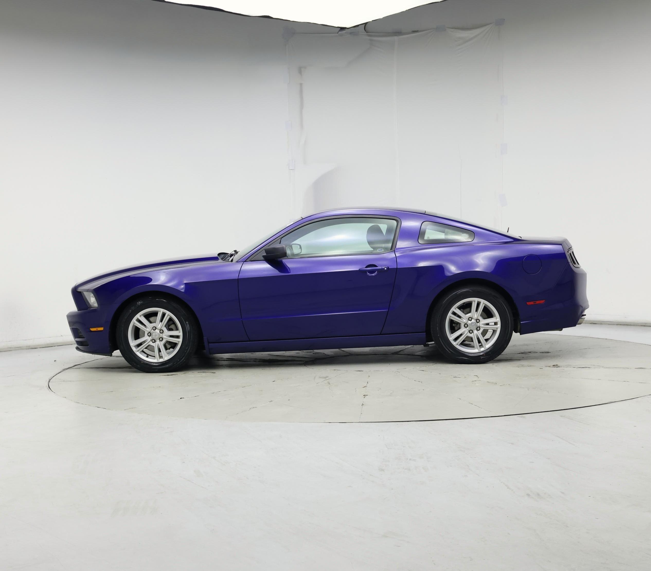 Thumbnail: 2014 Ford Mustang - 3