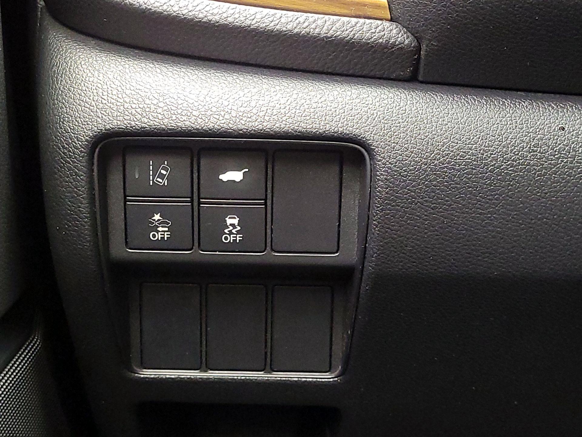 Thumbnail: 2019 Honda CR-V - 13