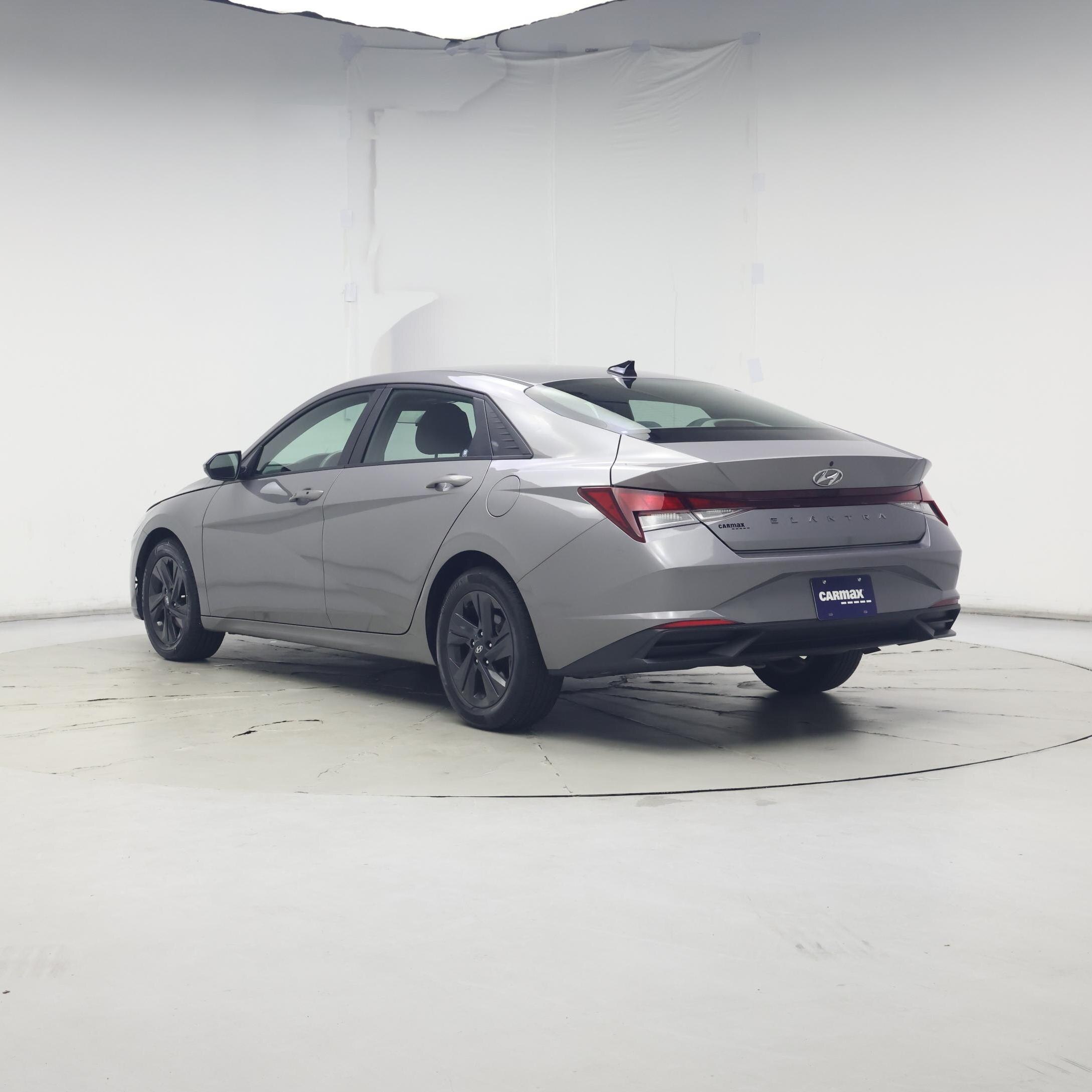 Thumbnail: 2022 Hyundai Elantra - 2