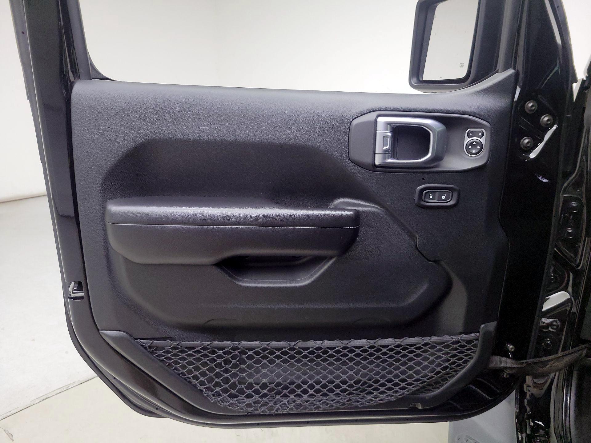 Thumbnail: 2020 Jeep Gladiator - 12