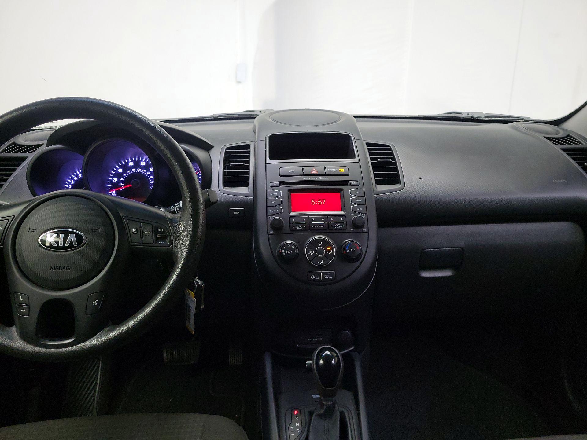 Thumbnail: 2013 Kia Soul - 9