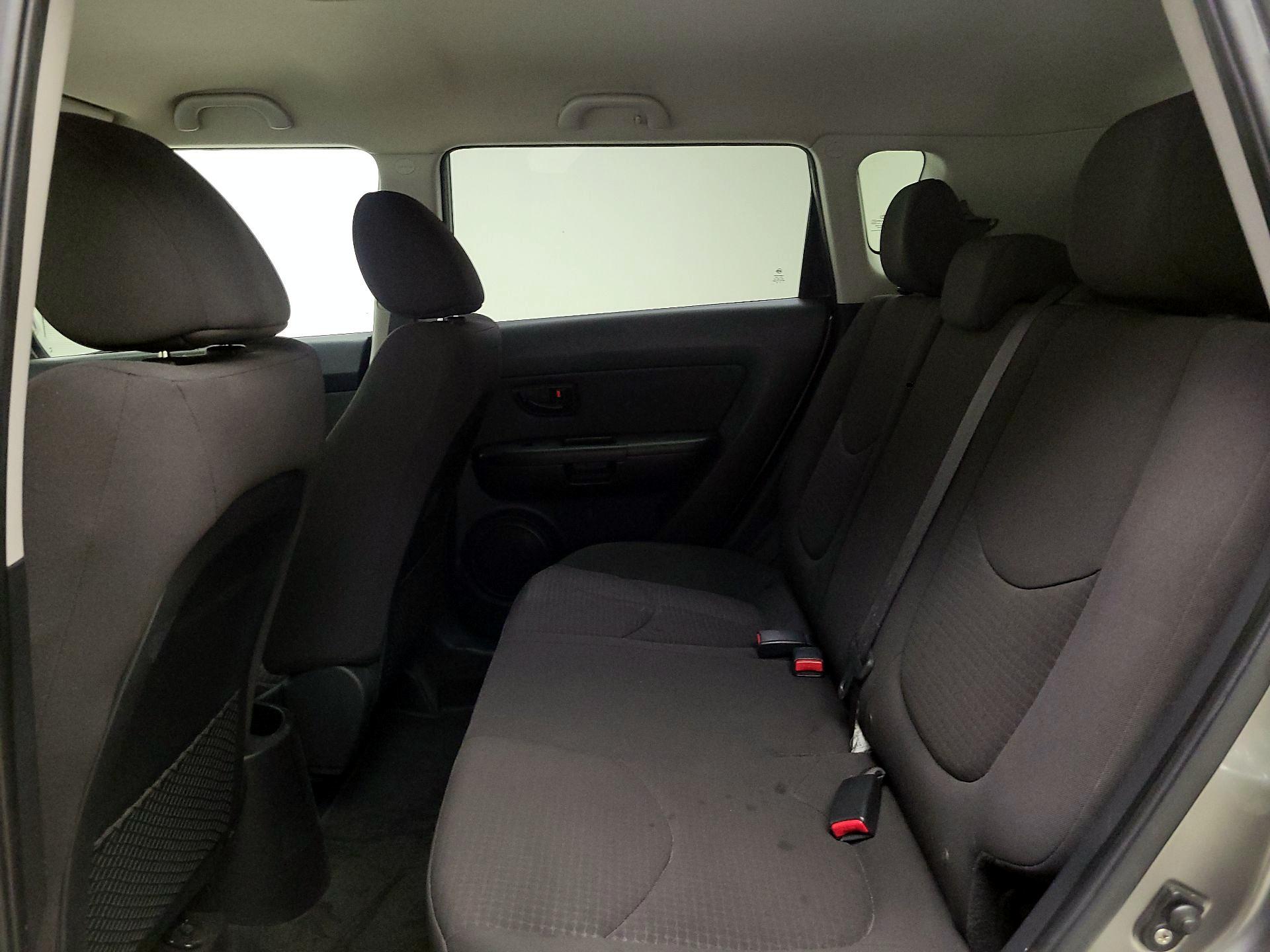 Thumbnail: 2013 Kia Soul - 18