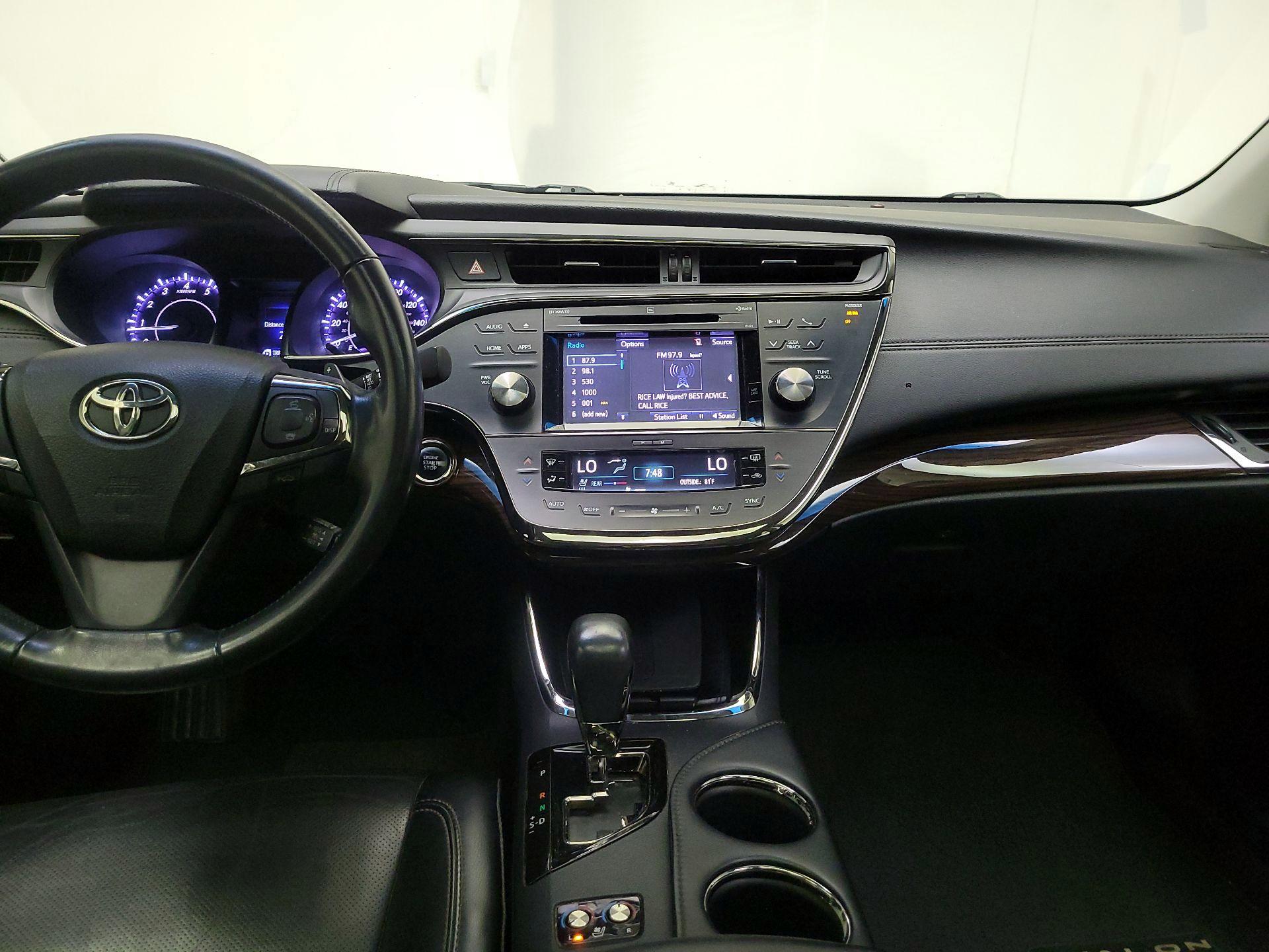 Thumbnail: 2015 Toyota Avalon - 9