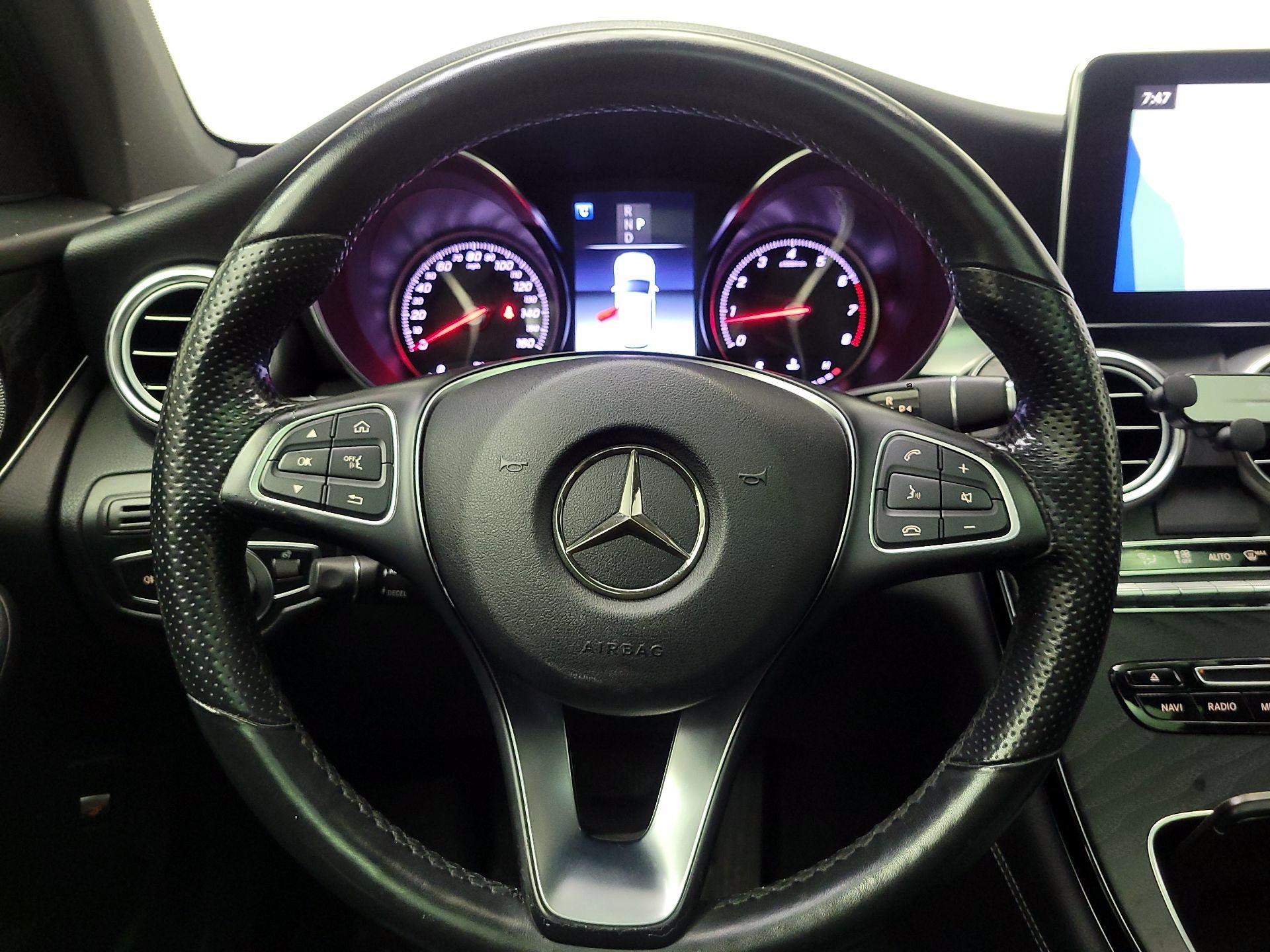 Thumbnail: 2018 Mercedes-Benz GLC - 10