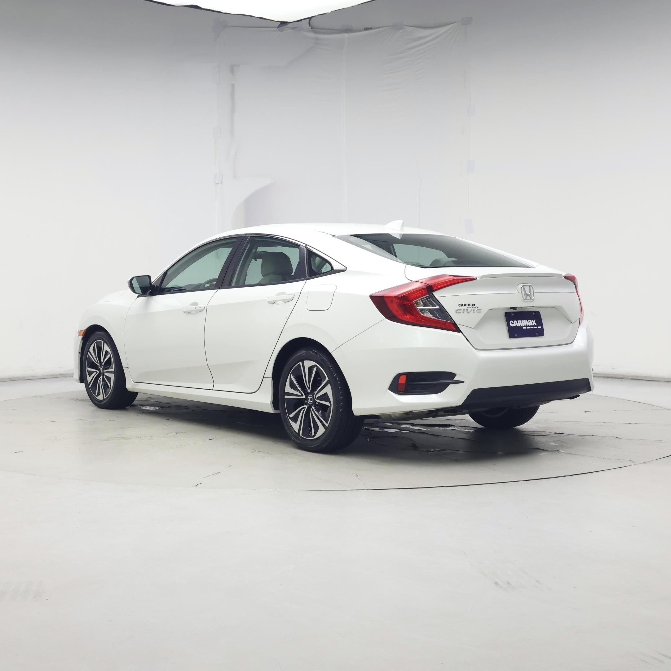 Thumbnail: 2016 Honda Civic - 2