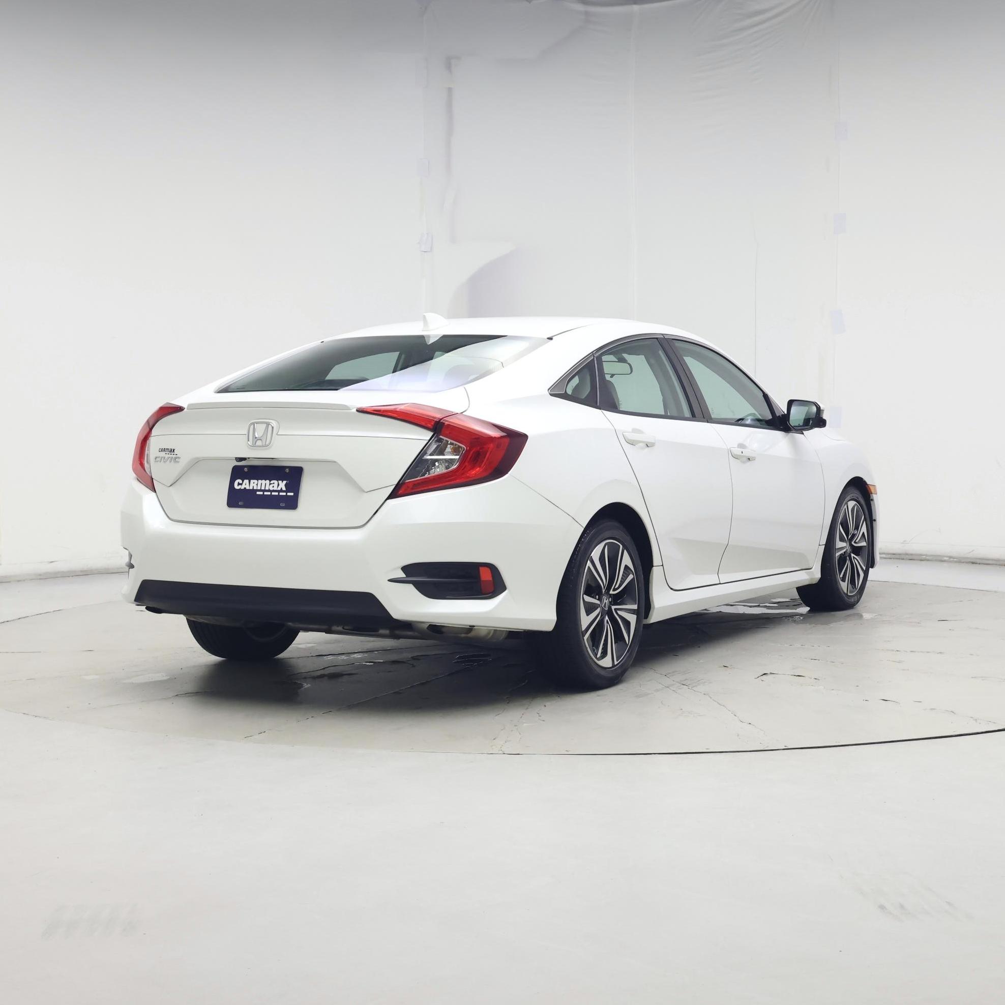 Thumbnail: 2016 Honda Civic - 8